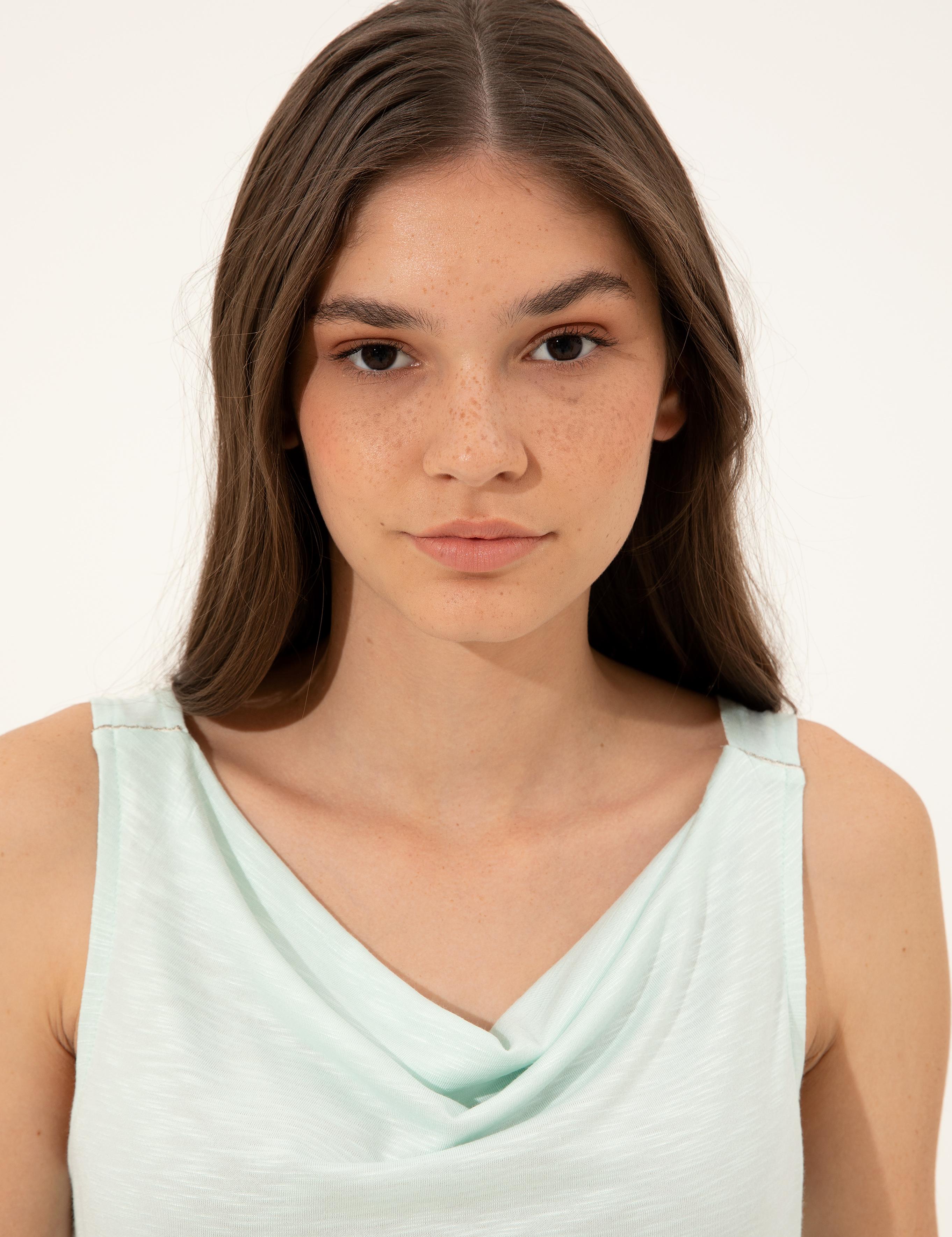 Açık Mavi Slim Fit Kolsuz Tişört