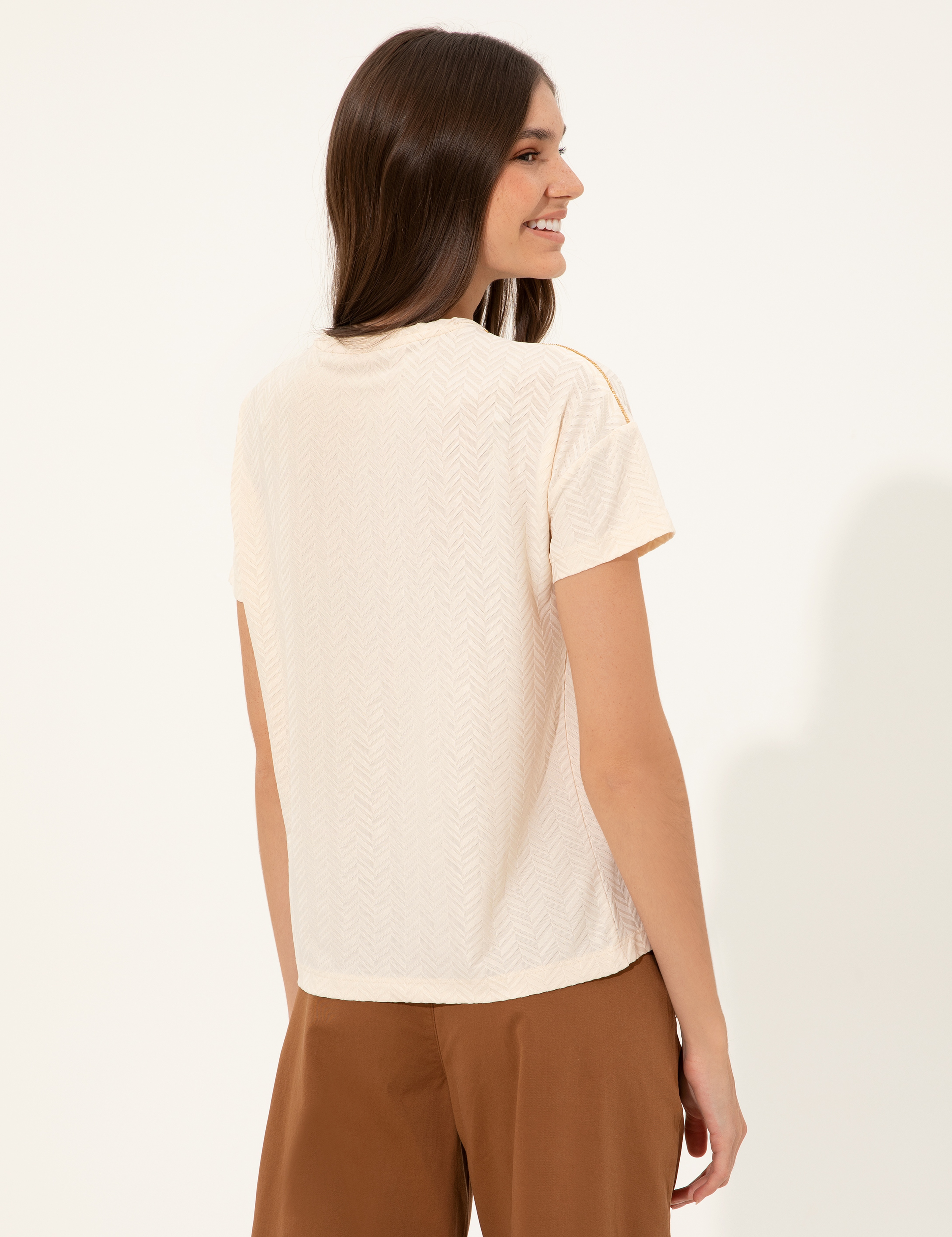 Ekru Crop Top Tişört - Image 5
