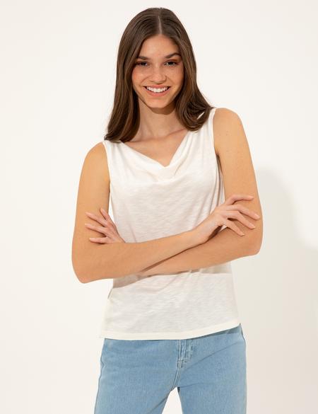 Ekru Slim Fit Kolsuz Tişört - 50246191019