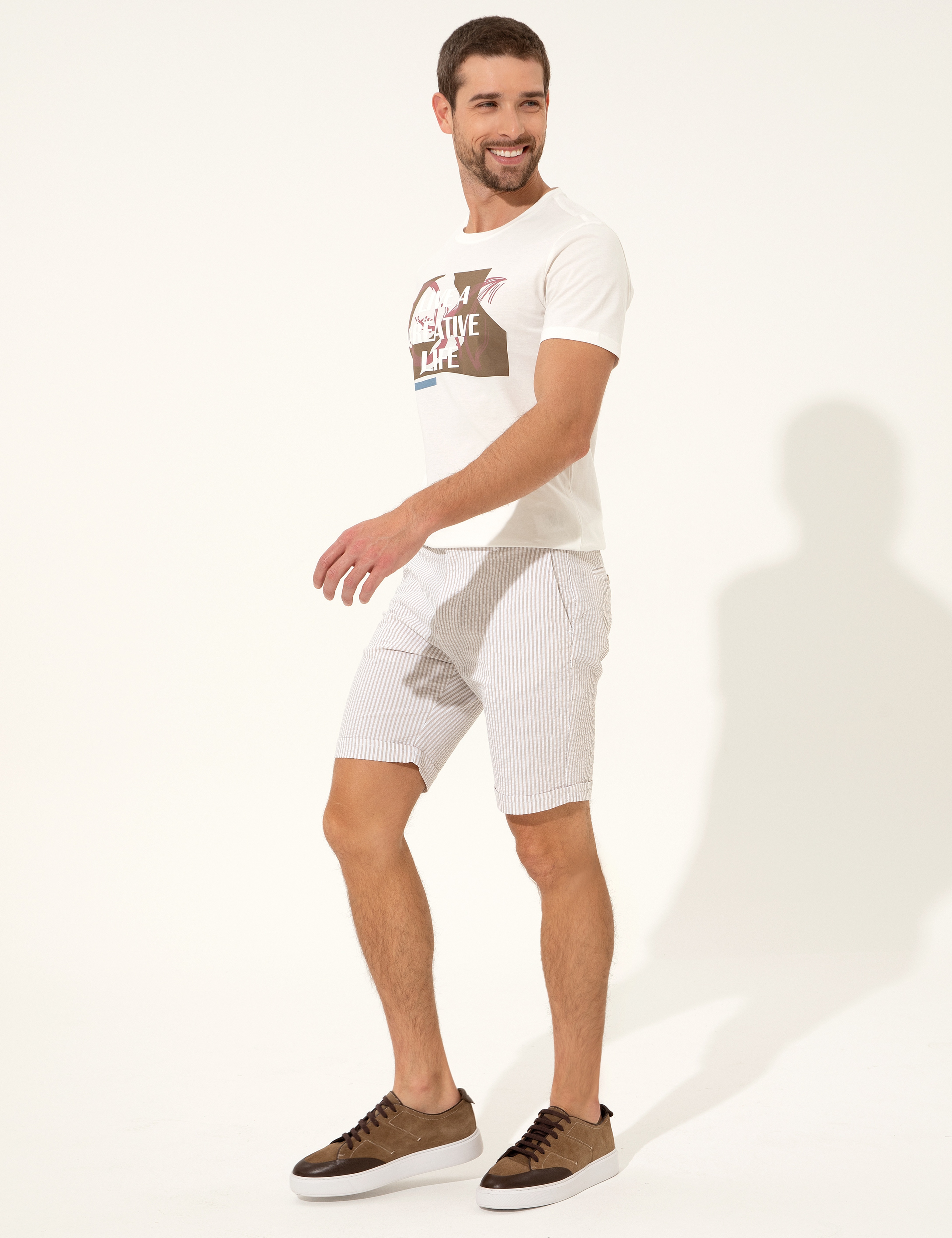 Bej Slim Fit Çizgili Bermuda Şort