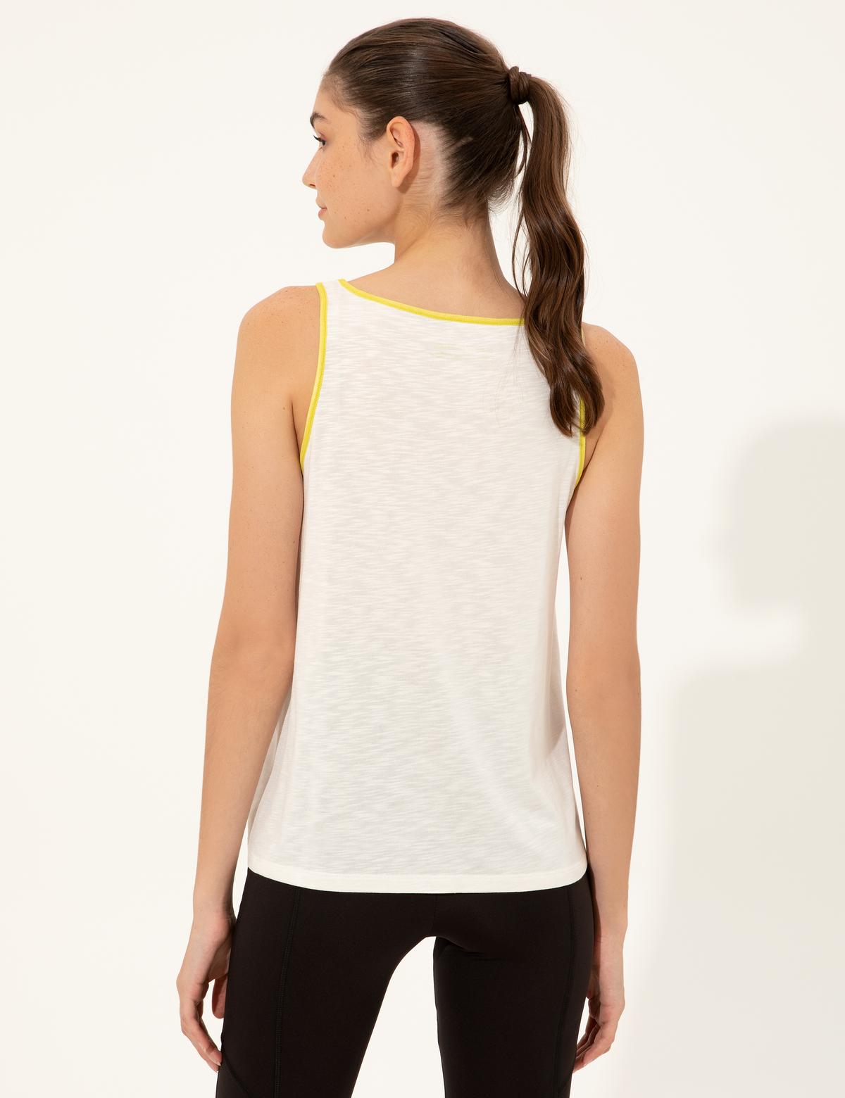 Ekru A Kesim Kolsuz Tişört - 50247390021