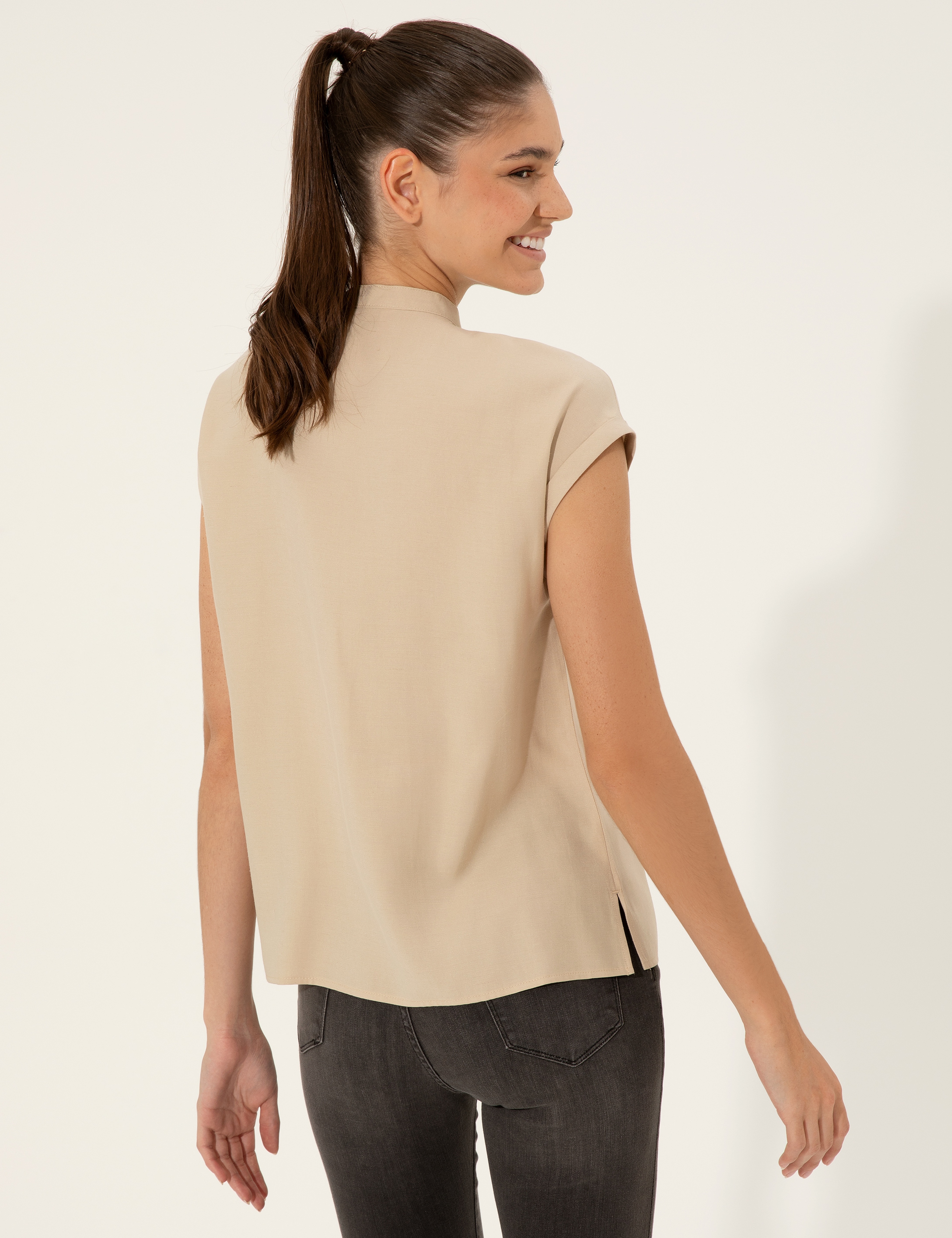 Bej Comfort Fit Kısa Kollu Bluz - Image 5