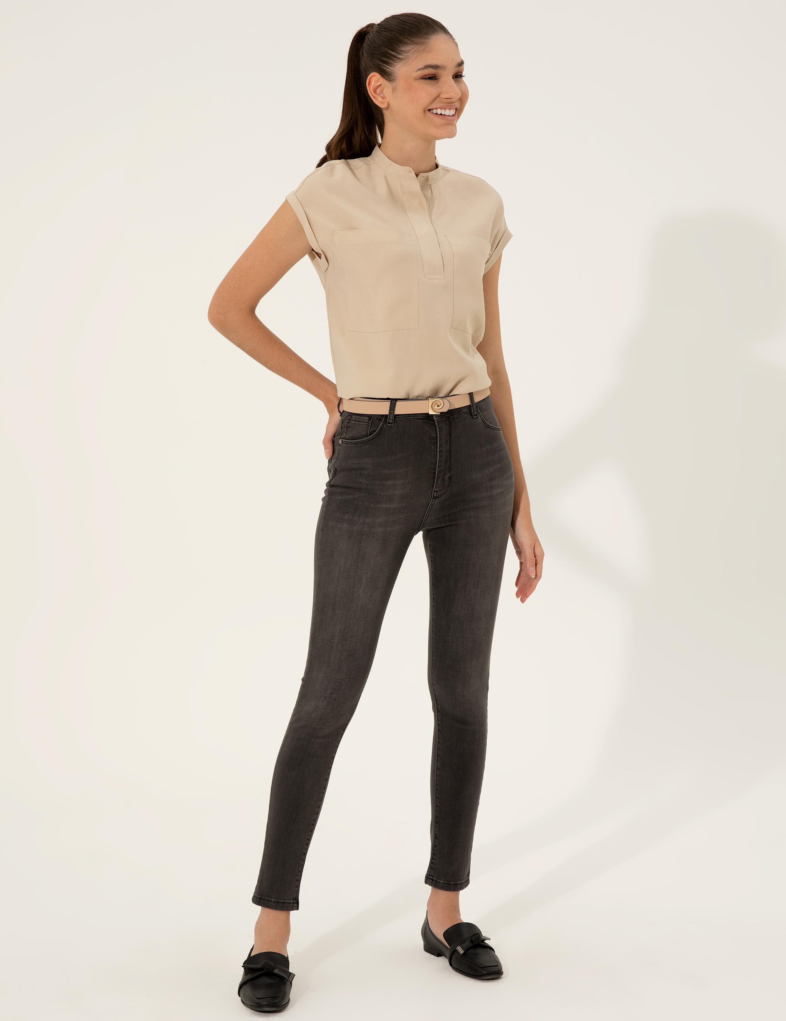 Bej Comfort Fit Kısa Kollu Bluz