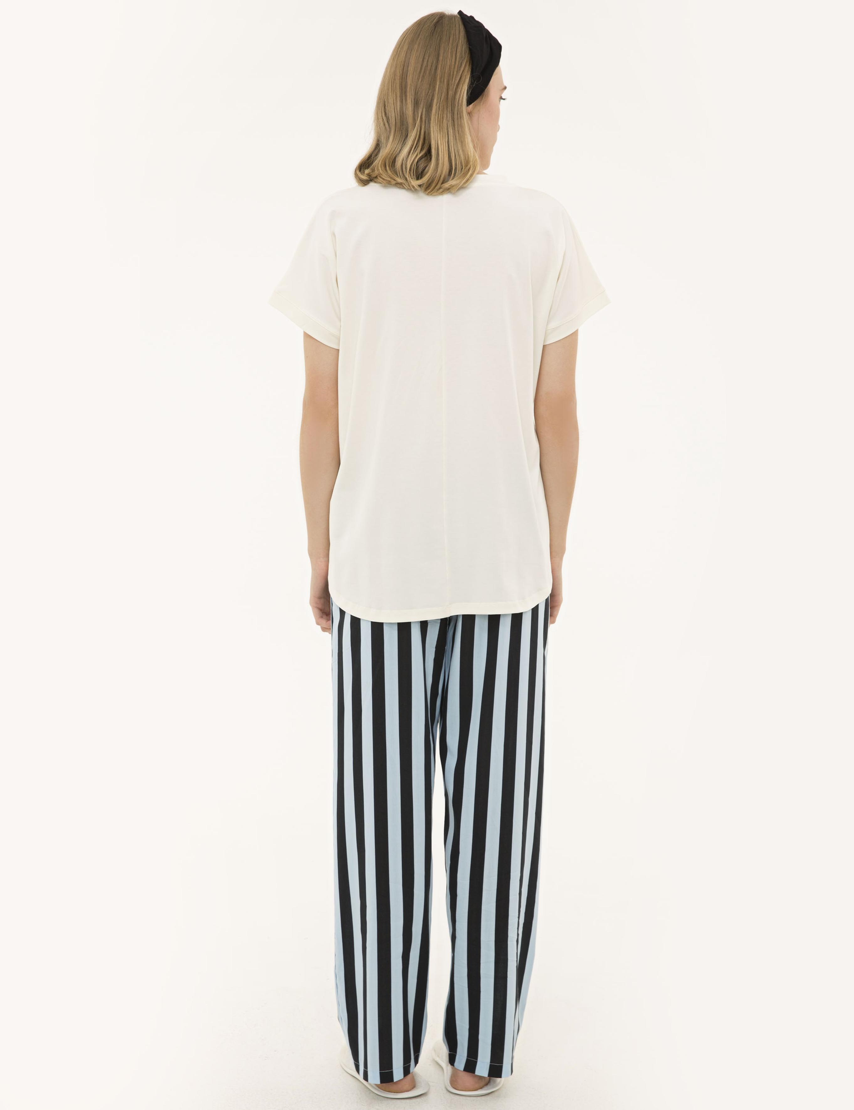 Ekru Pijama Takımı