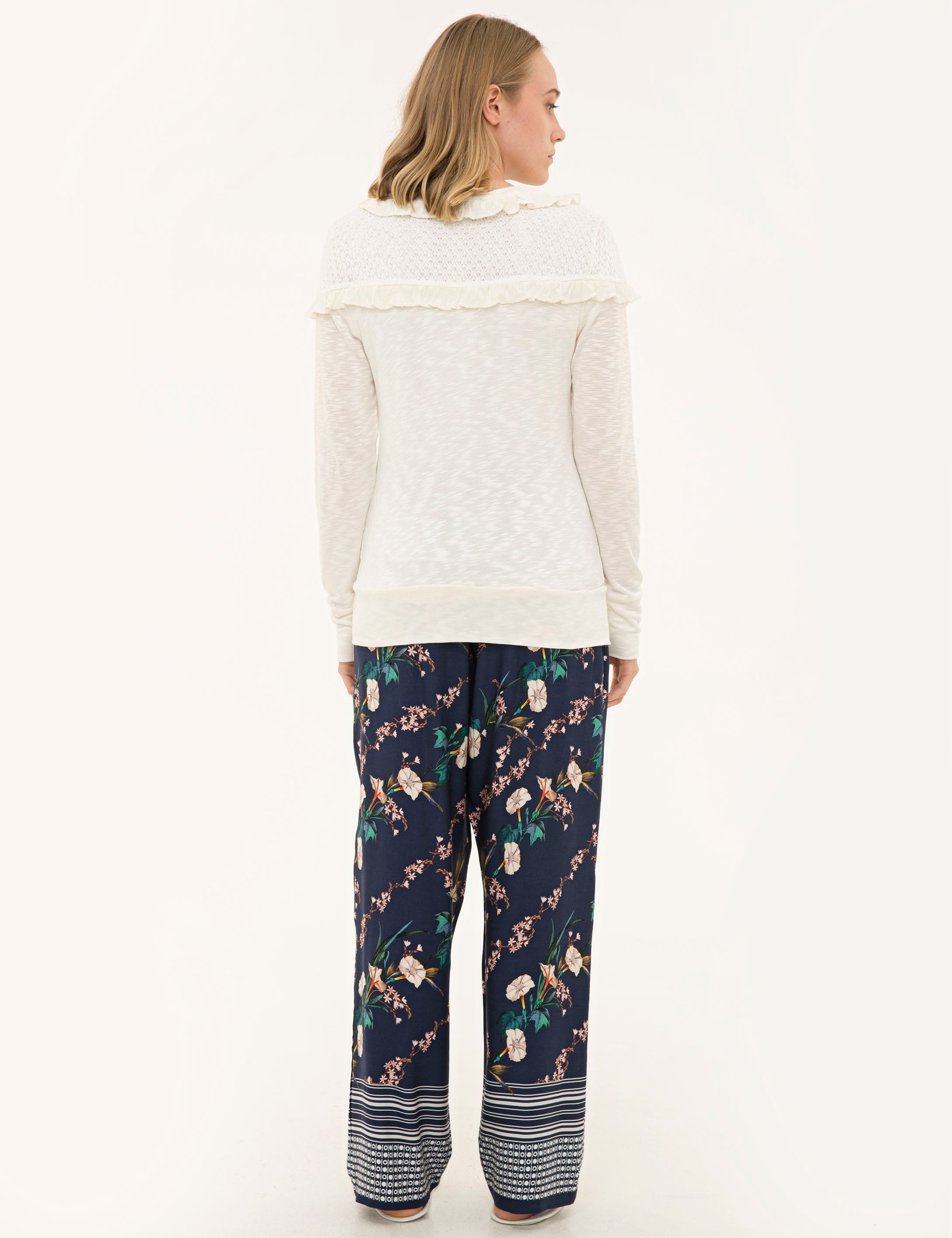 Ekru Pijama Takımı