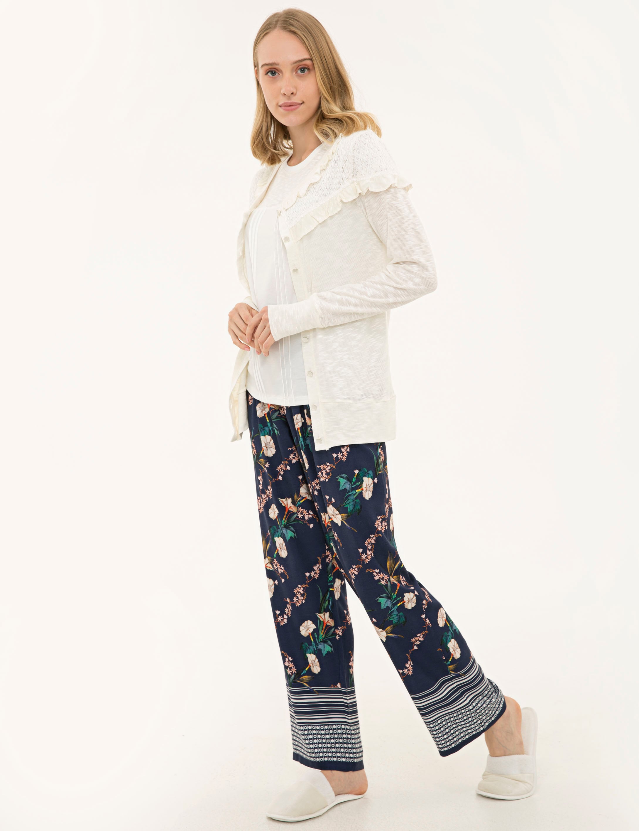 Ekru Pijama Takımı