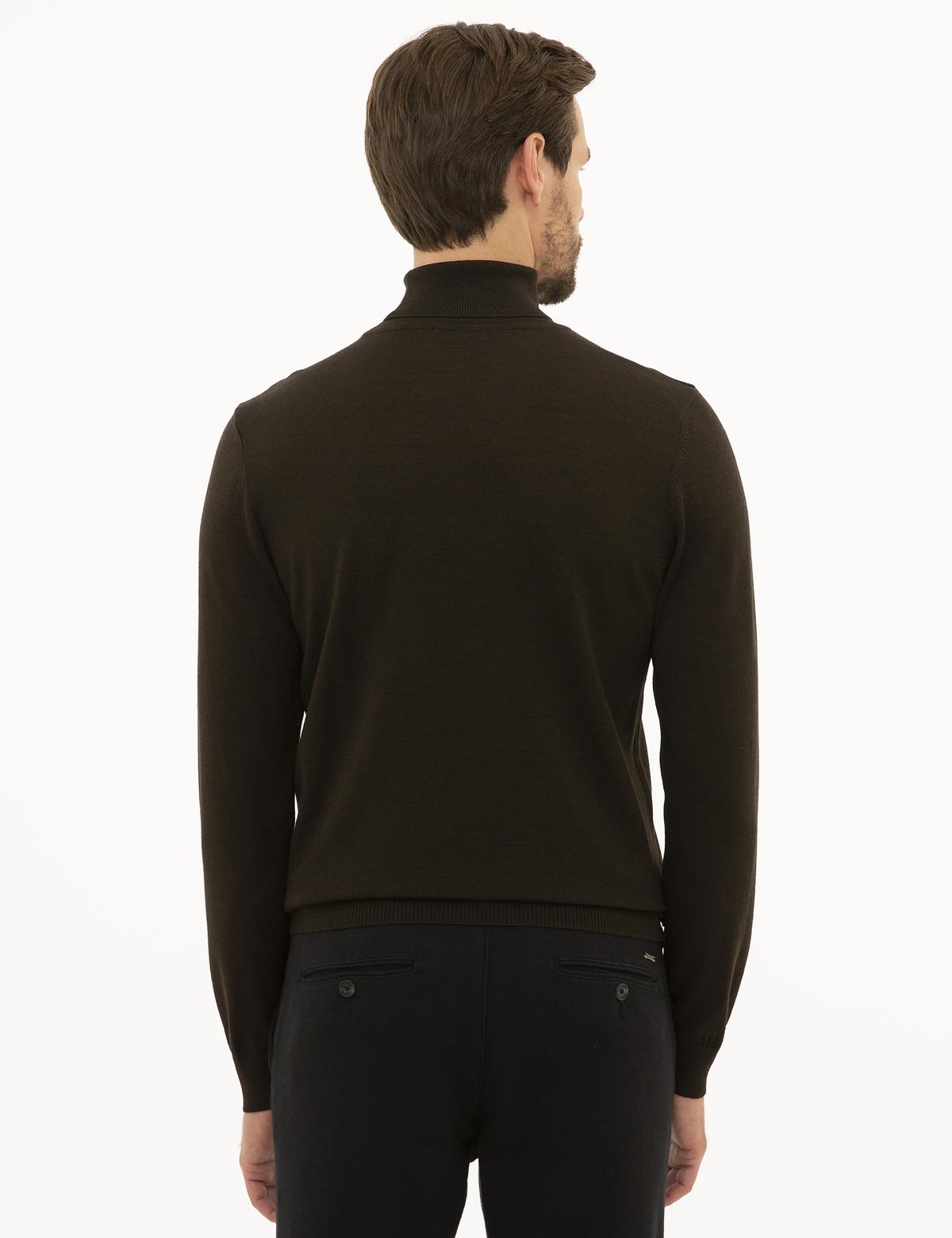 Kahverengi Slim Fit Tam Balıkçı Yaka Basic Triko Kazak - 50227093149