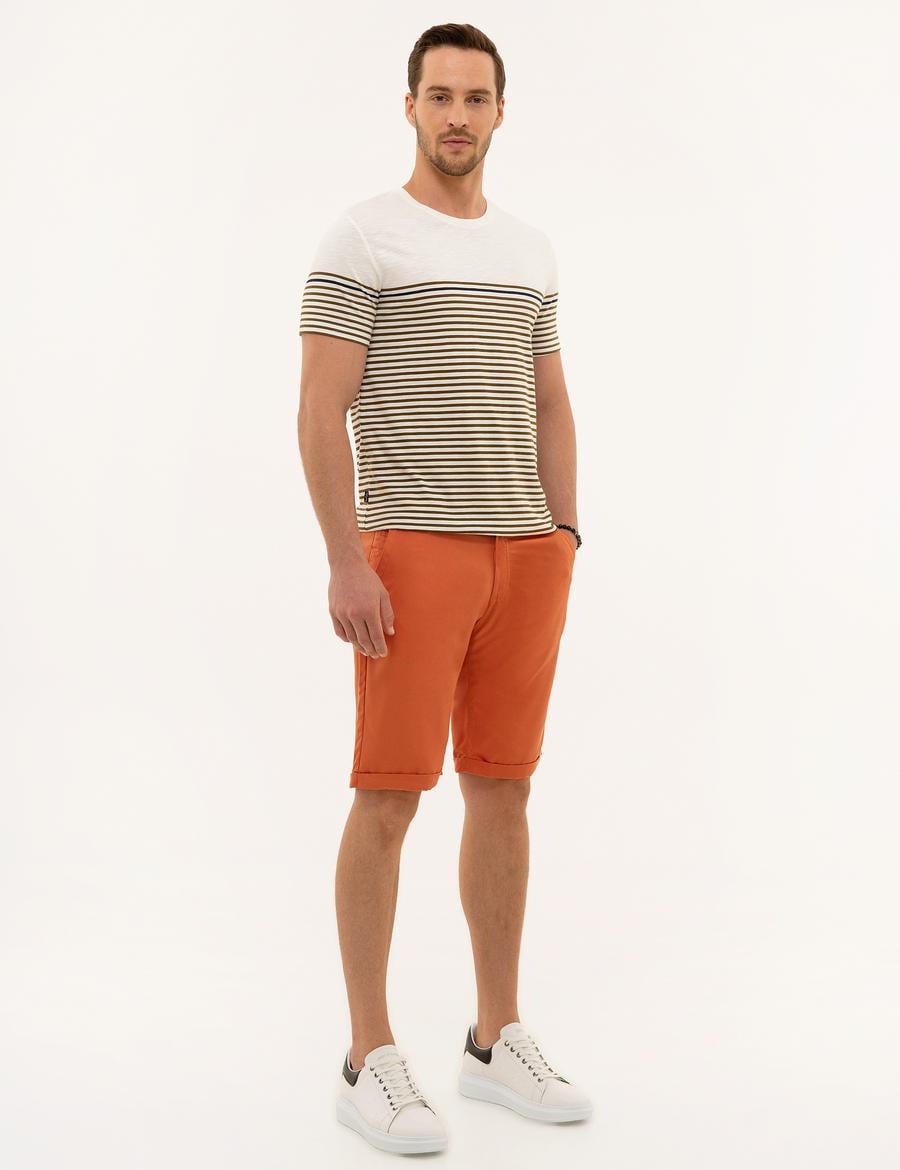Turuncu Standart Fit Bermuda Şort