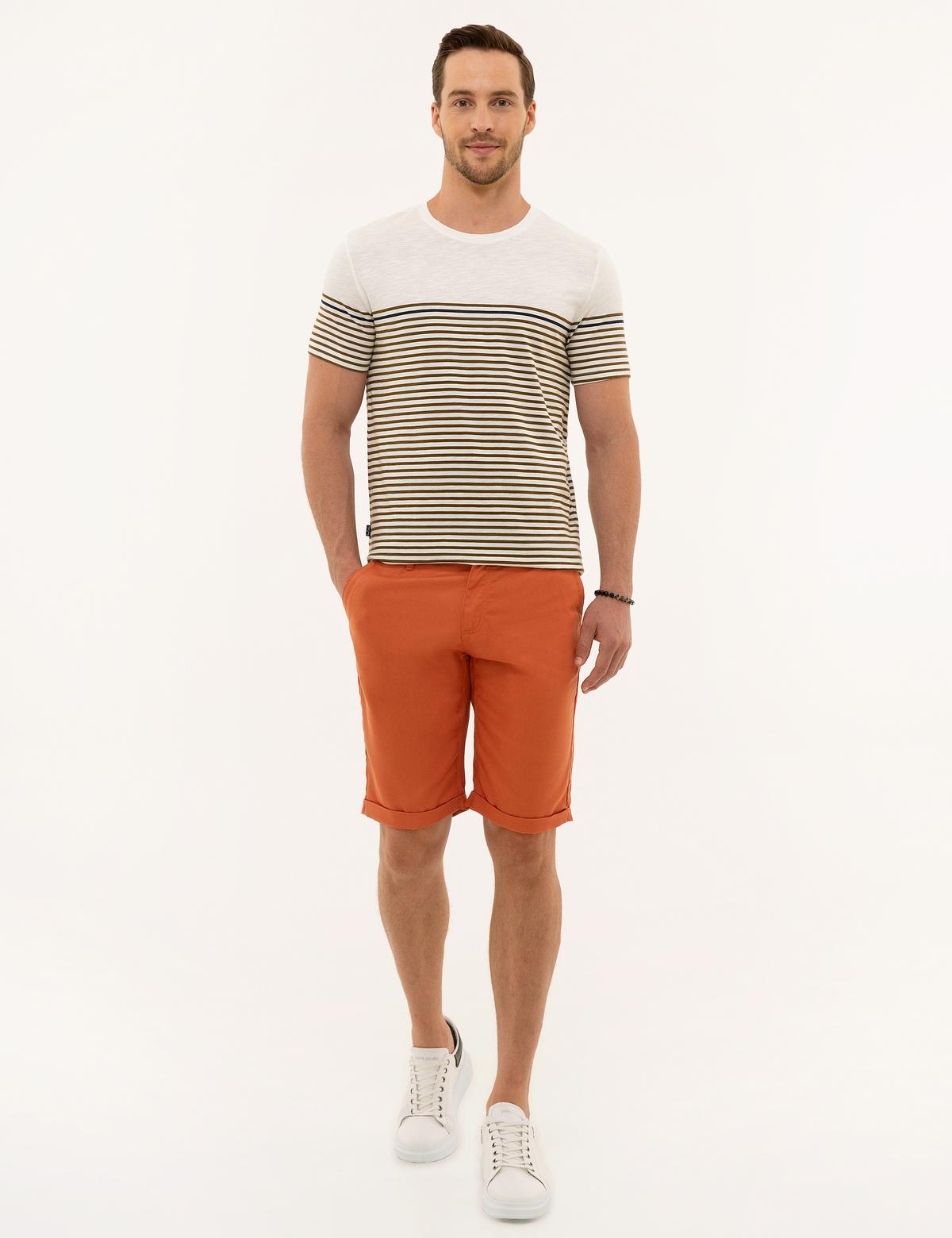 Turuncu Standart Fit Bermuda Şort