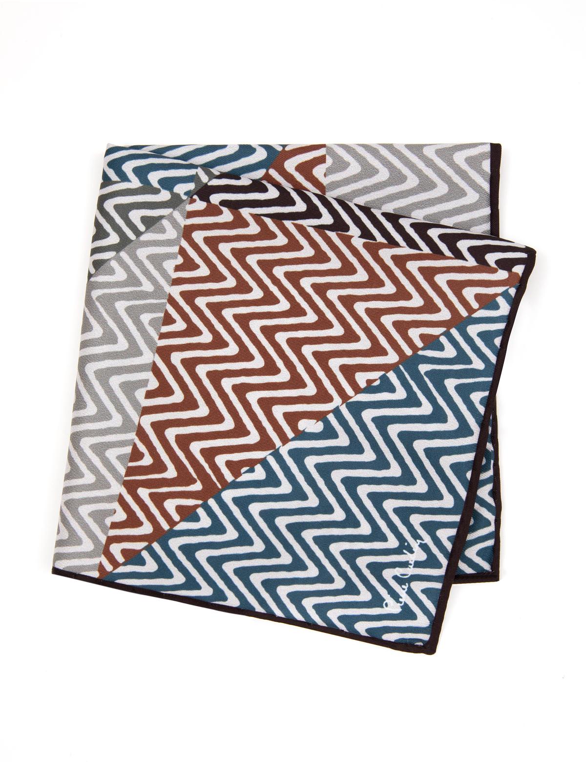 Siyah Desenli Mendil