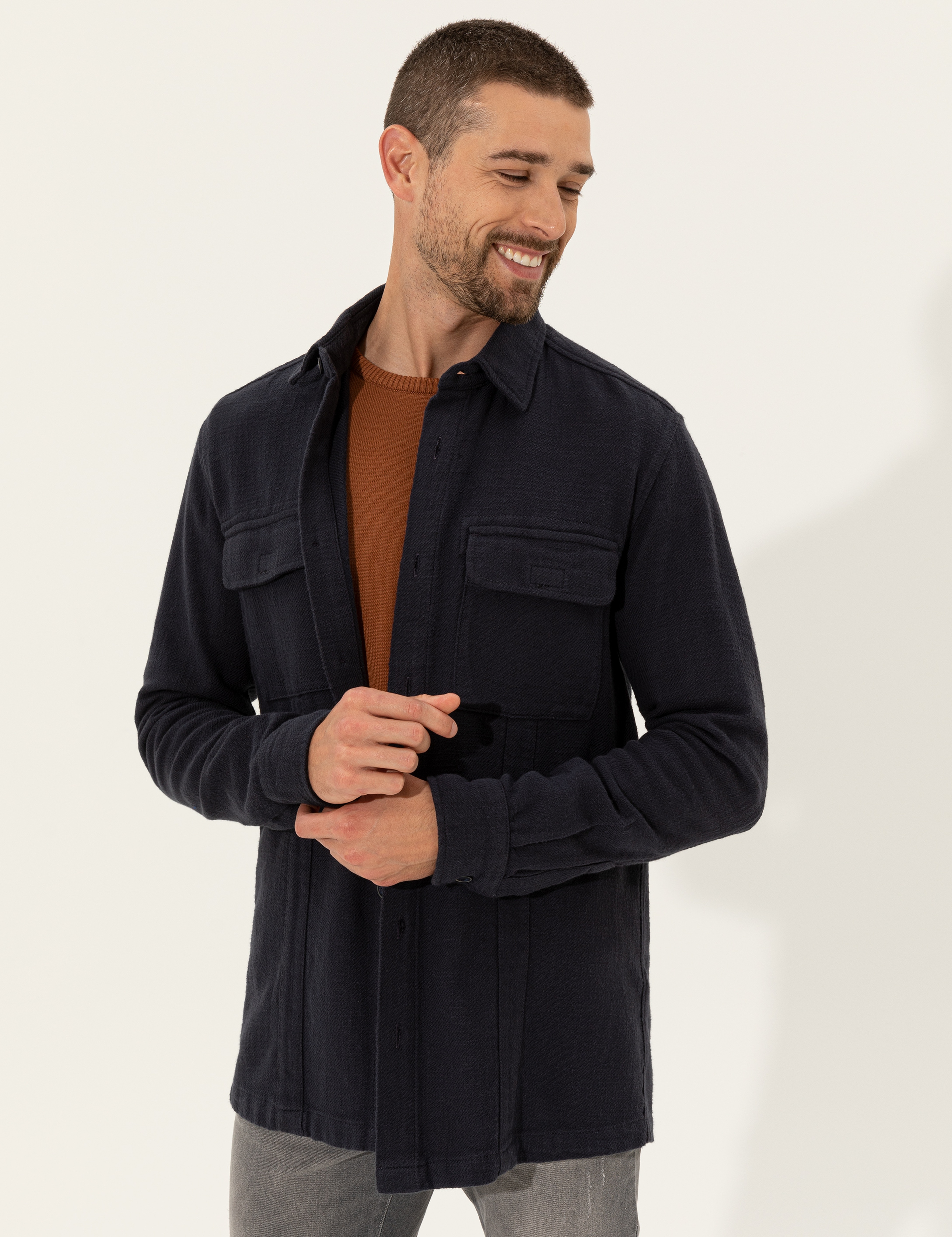 Lacivert Regular Fit Uzun Kollu Gömlek - Image 4