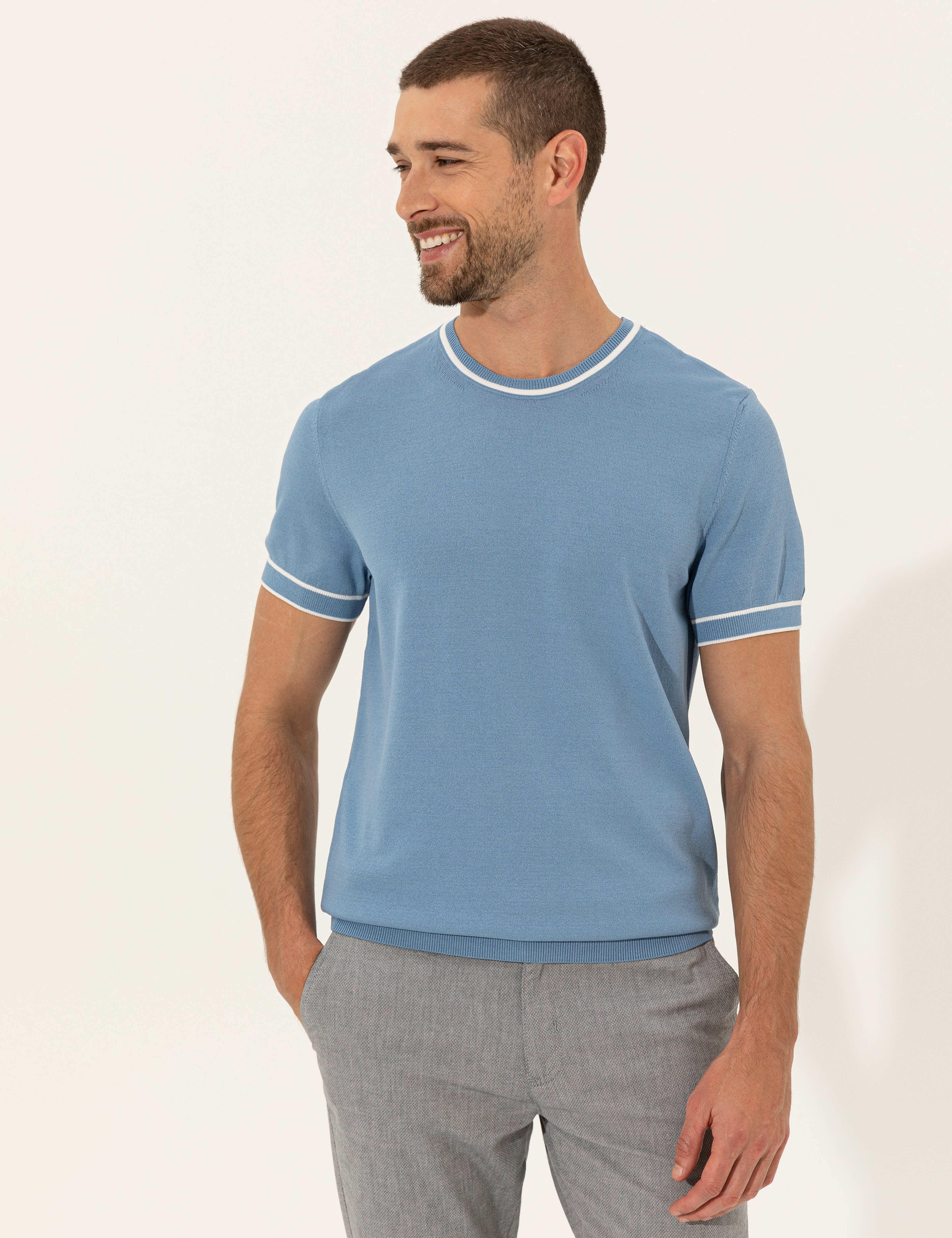 Koyu Mavi Slim Fit Bisiklet Yaka Triko Tişört - Image 3