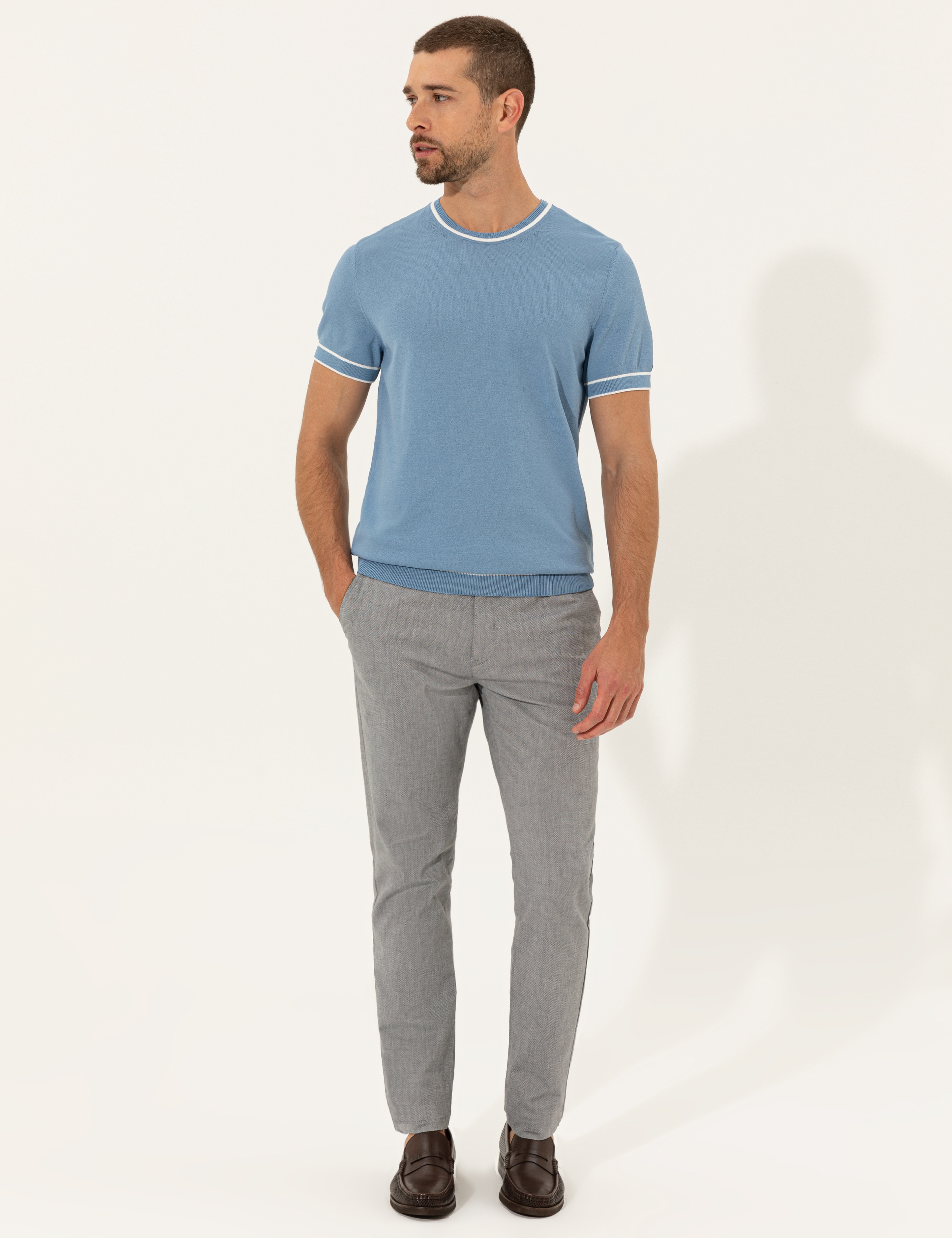 Koyu Mavi Slim Fit Bisiklet Yaka Triko Tişört