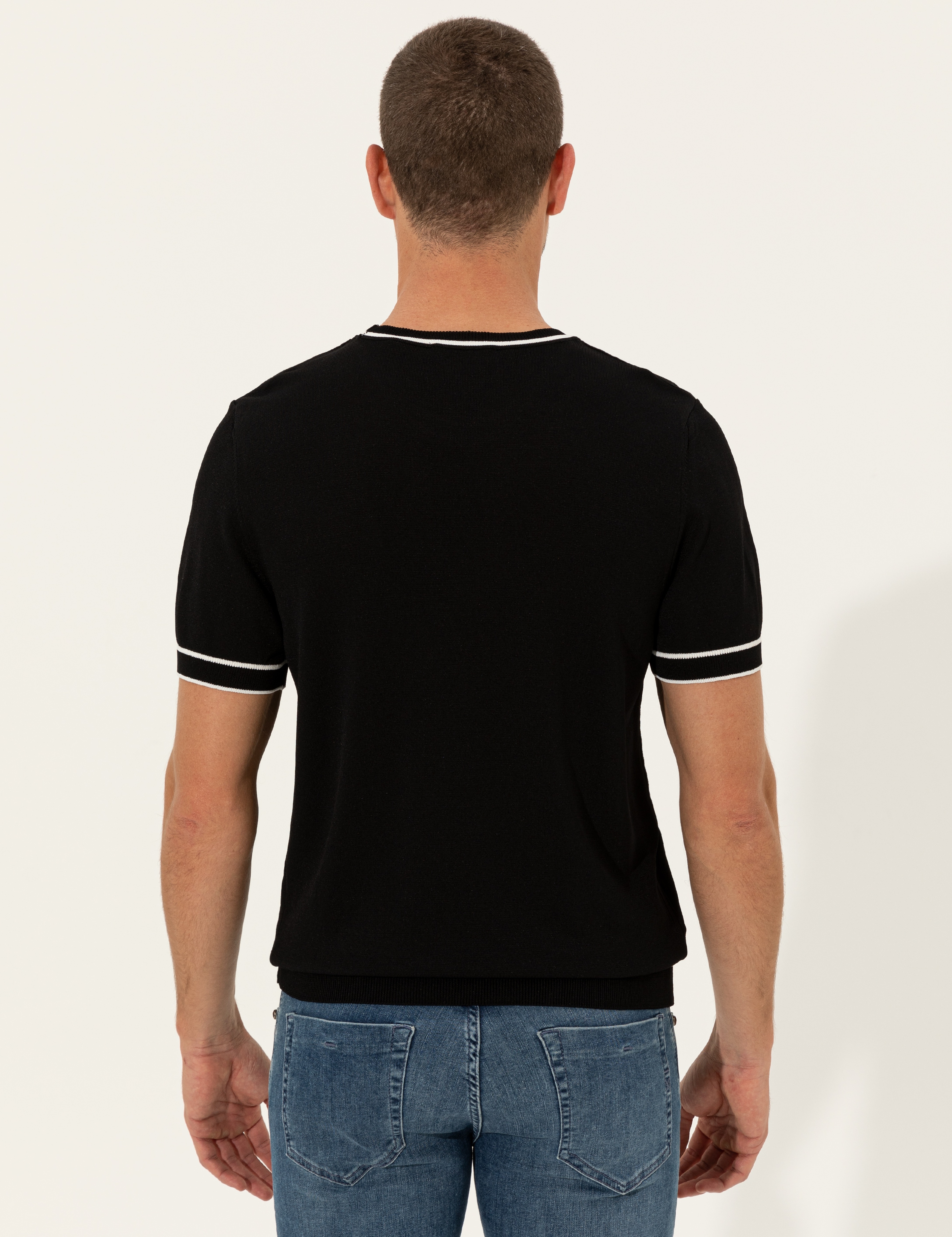 Siyah Slim Fit Bisiklet Yaka Triko Tişört - Image 5