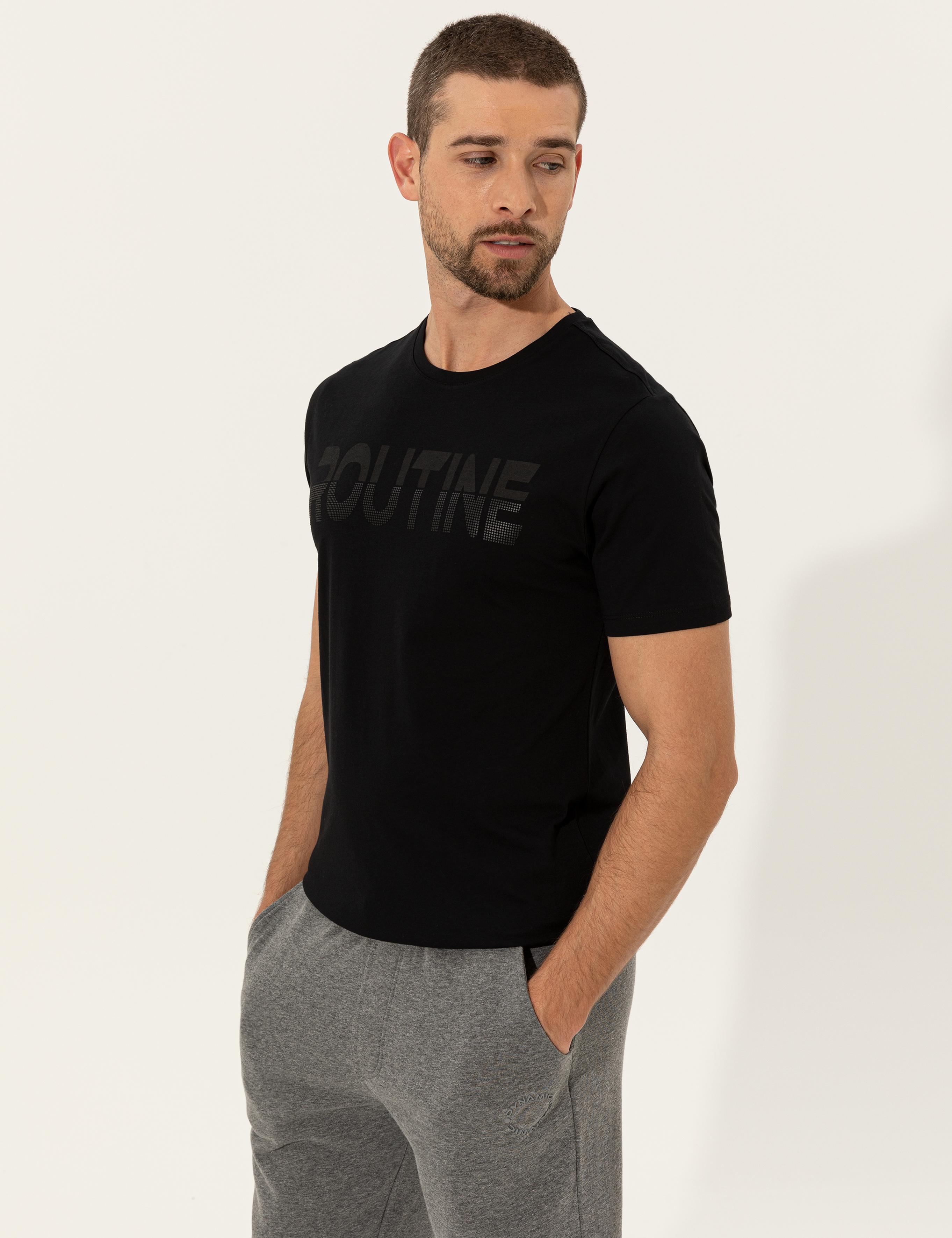 Siyah Slim Fit Baskılı Bisiklet Yaka Tişört