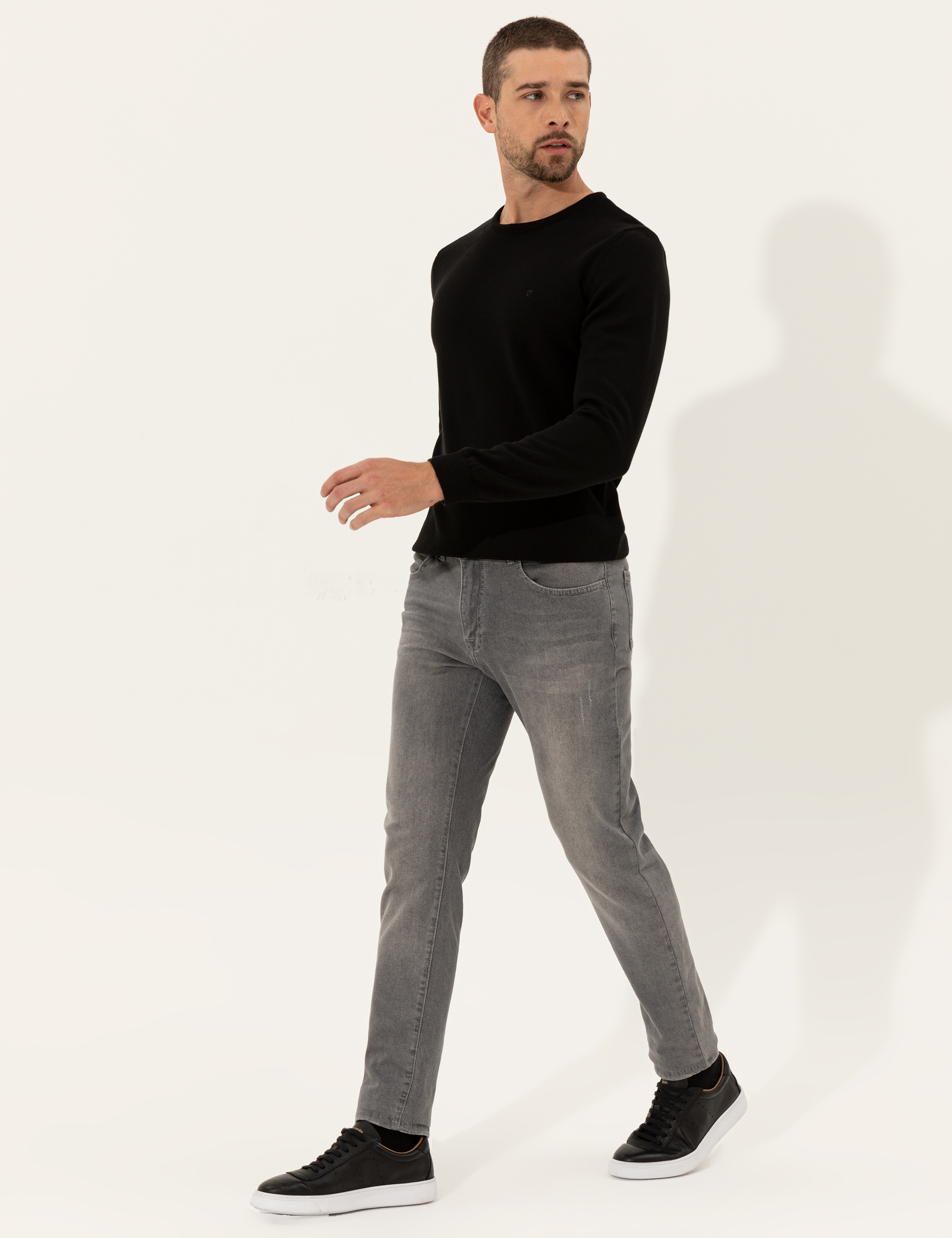 Siyah Slim Fit Bisiklet Yaka Basic Triko Kazak