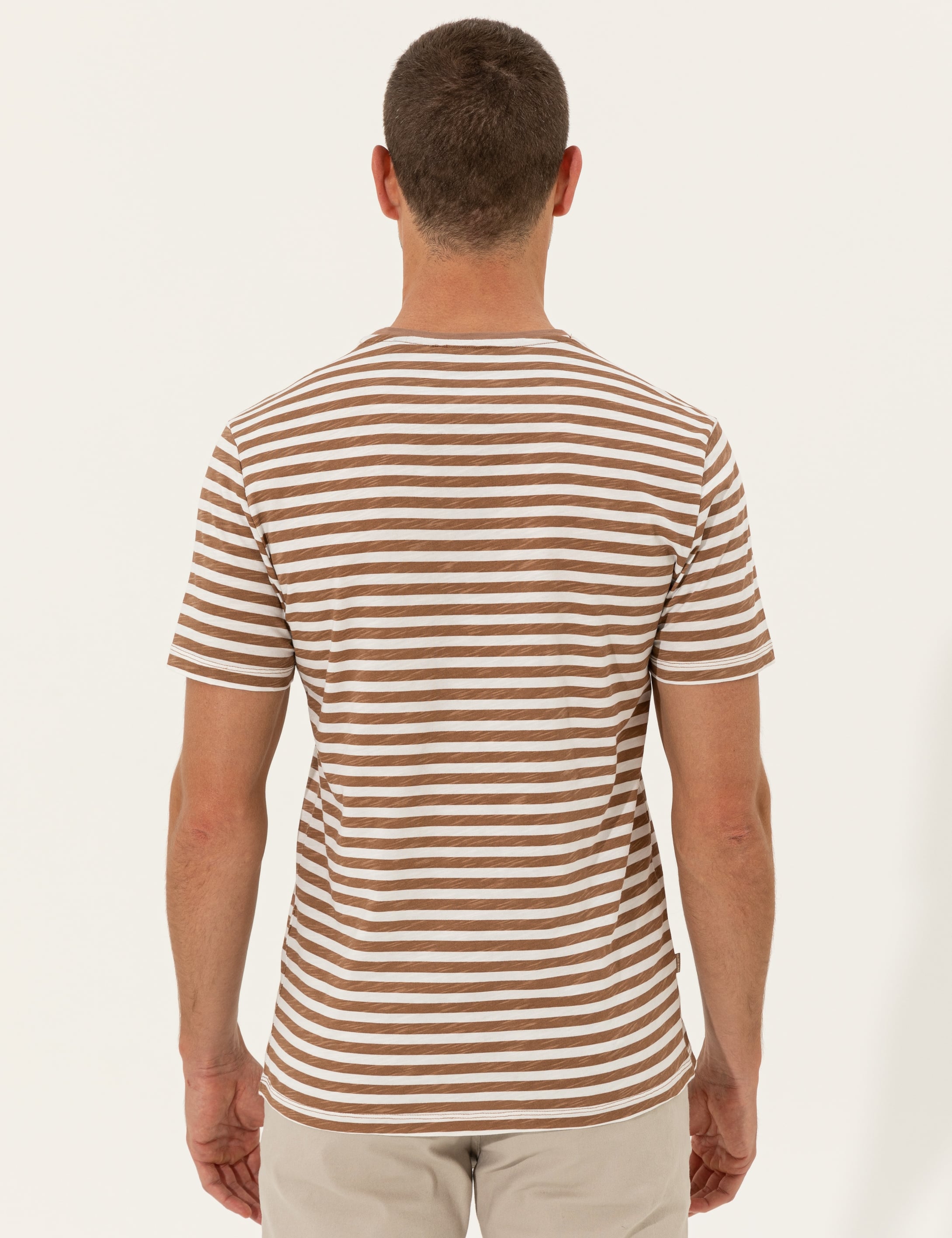 Bej Slim Fit Bisiklet Yaka Tişört