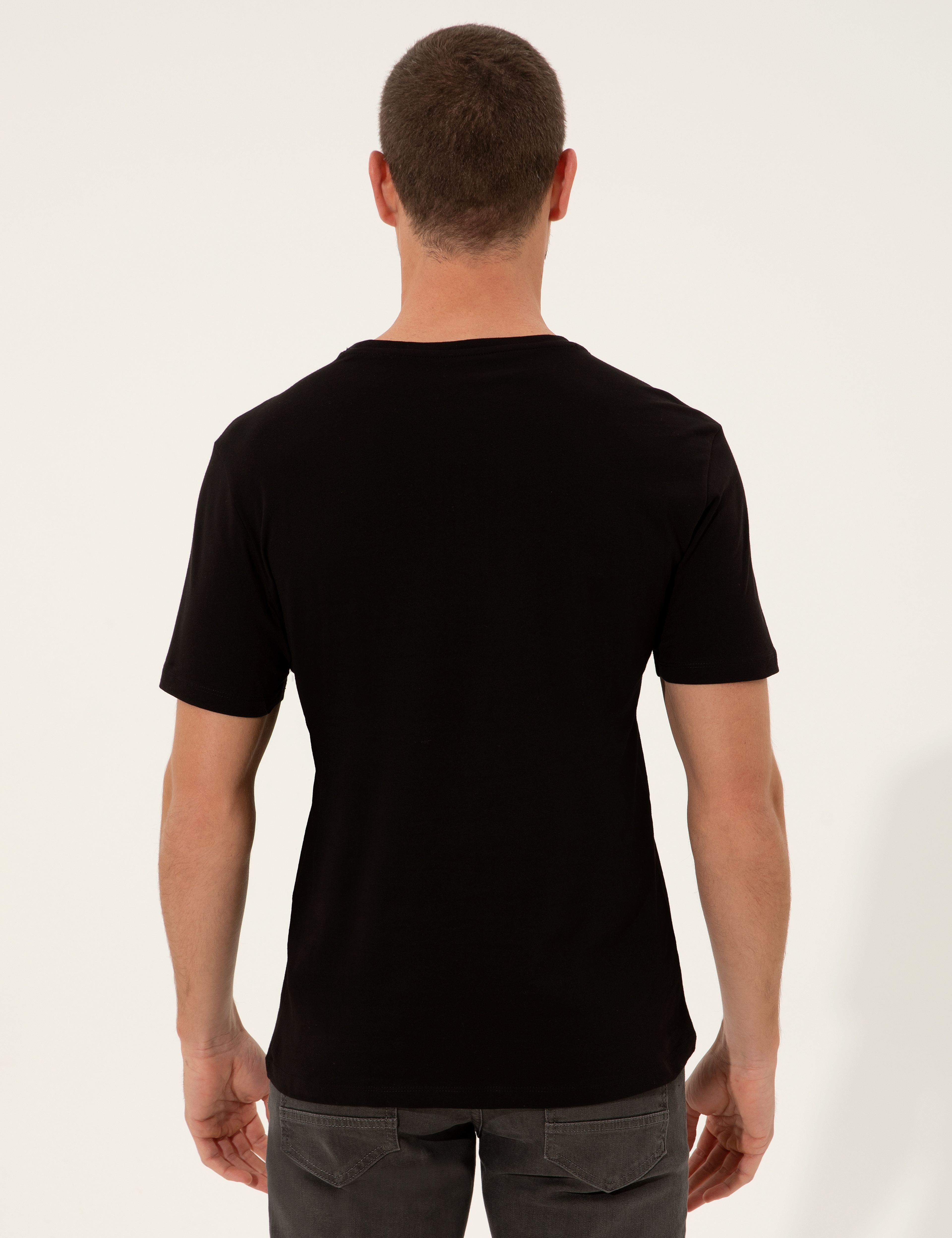 Siyah Slim Fit Baskılı Bisiklet Yaka Tişört