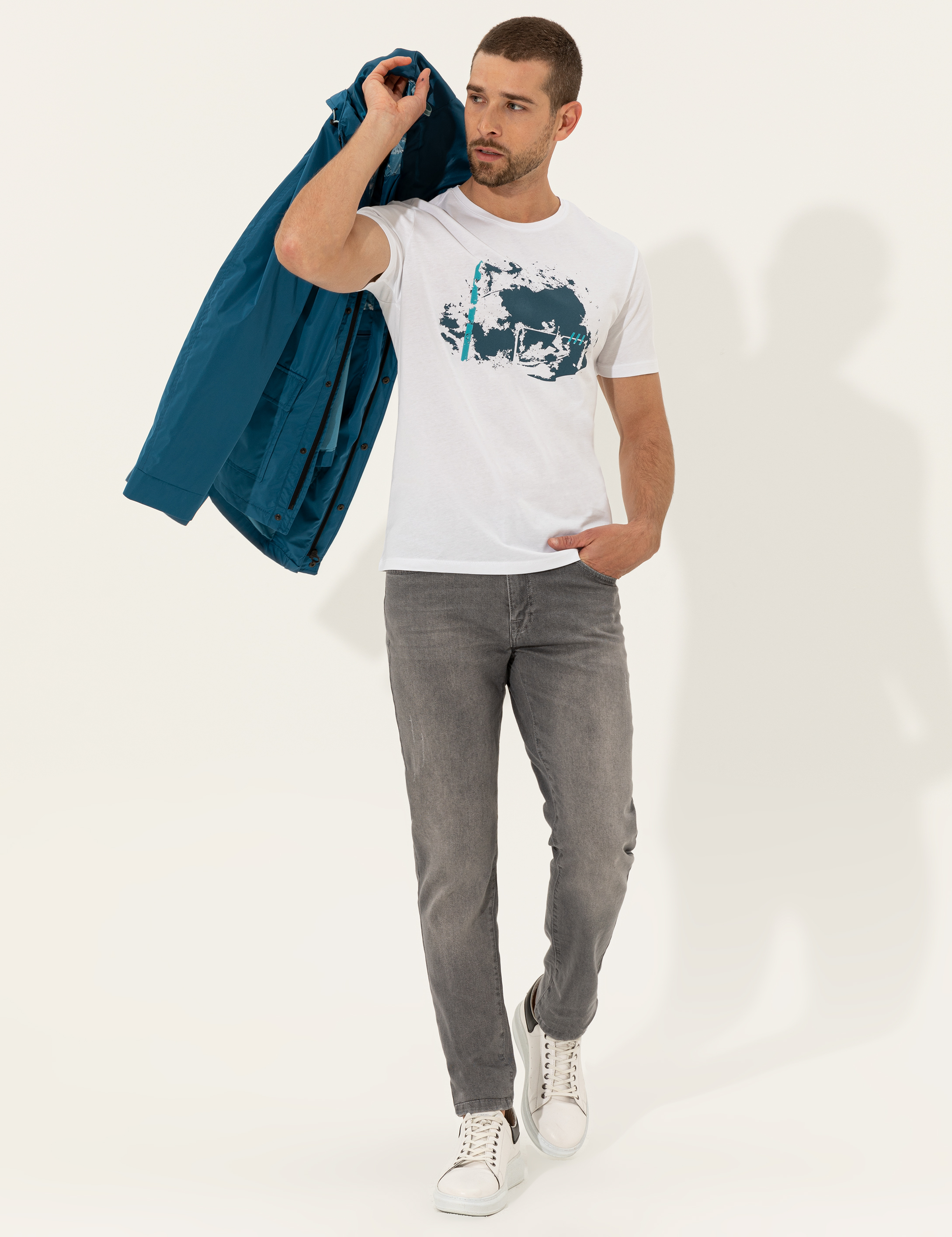 Beyaz Slim Fit Bisiklet Yaka Tişört - Image 2