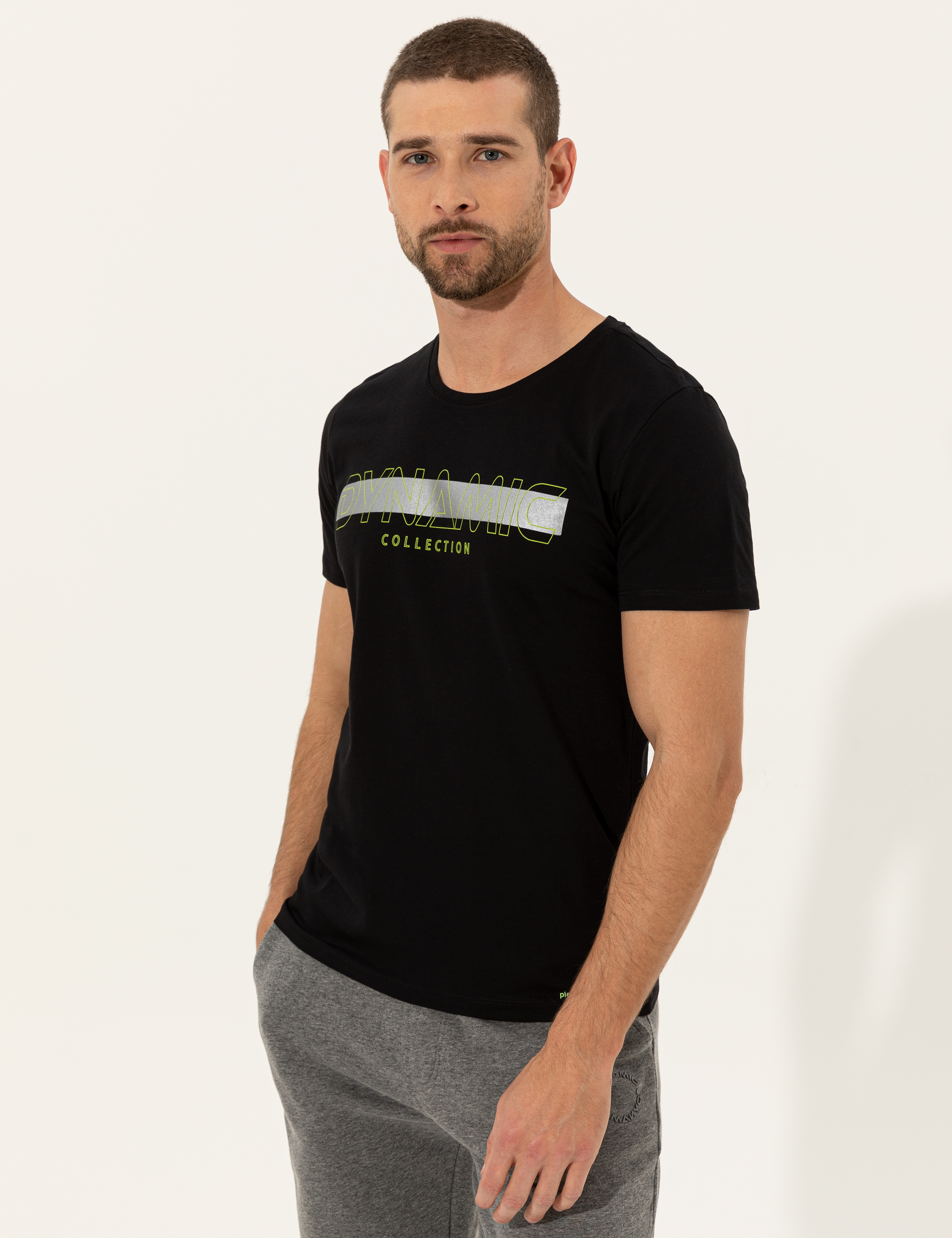 Siyah Slim Fit Baskılı Bisiklet Yaka Tişört - Image 3