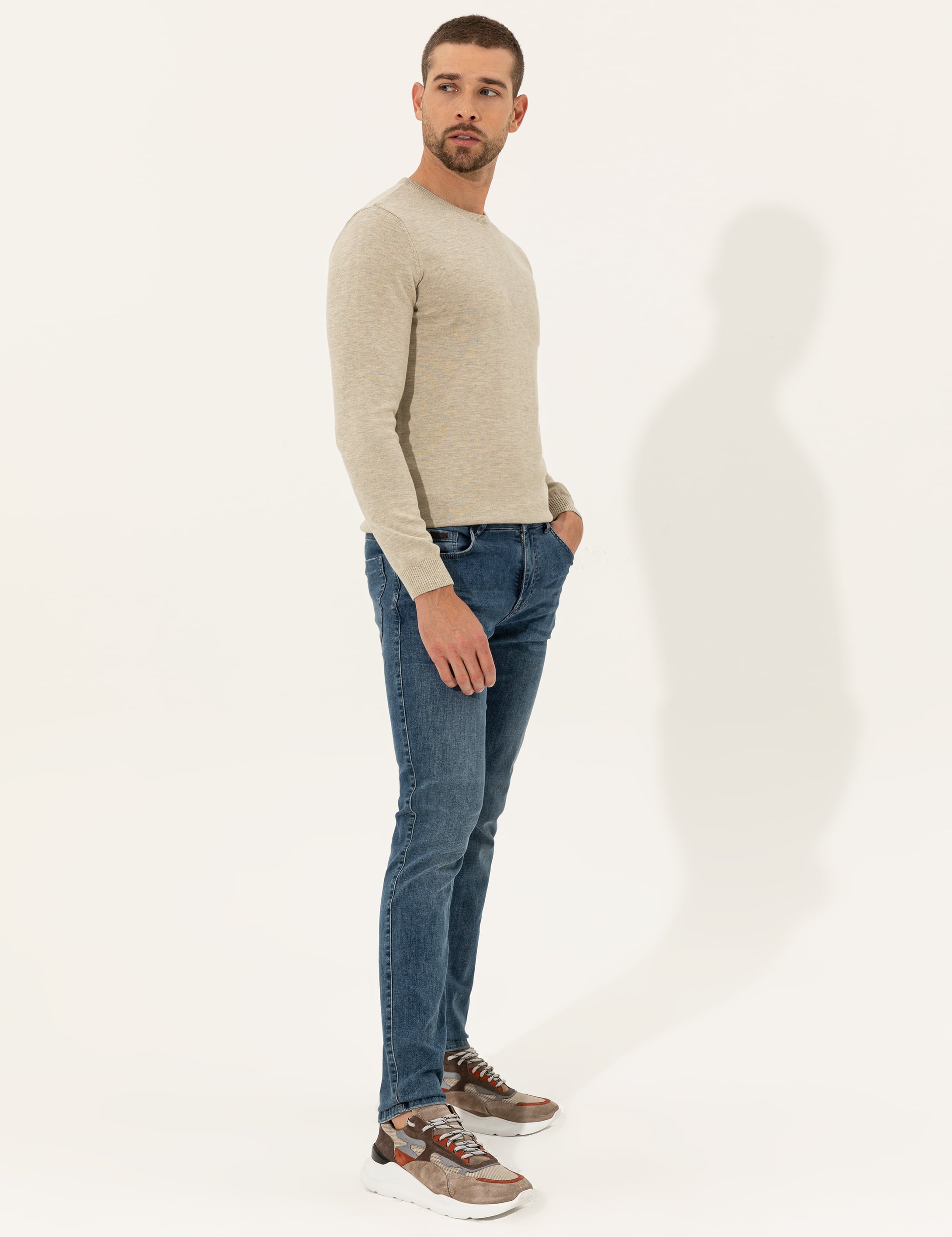 Kum Melanj Slim Fit Bisiklet Yaka Basic Triko Kazak