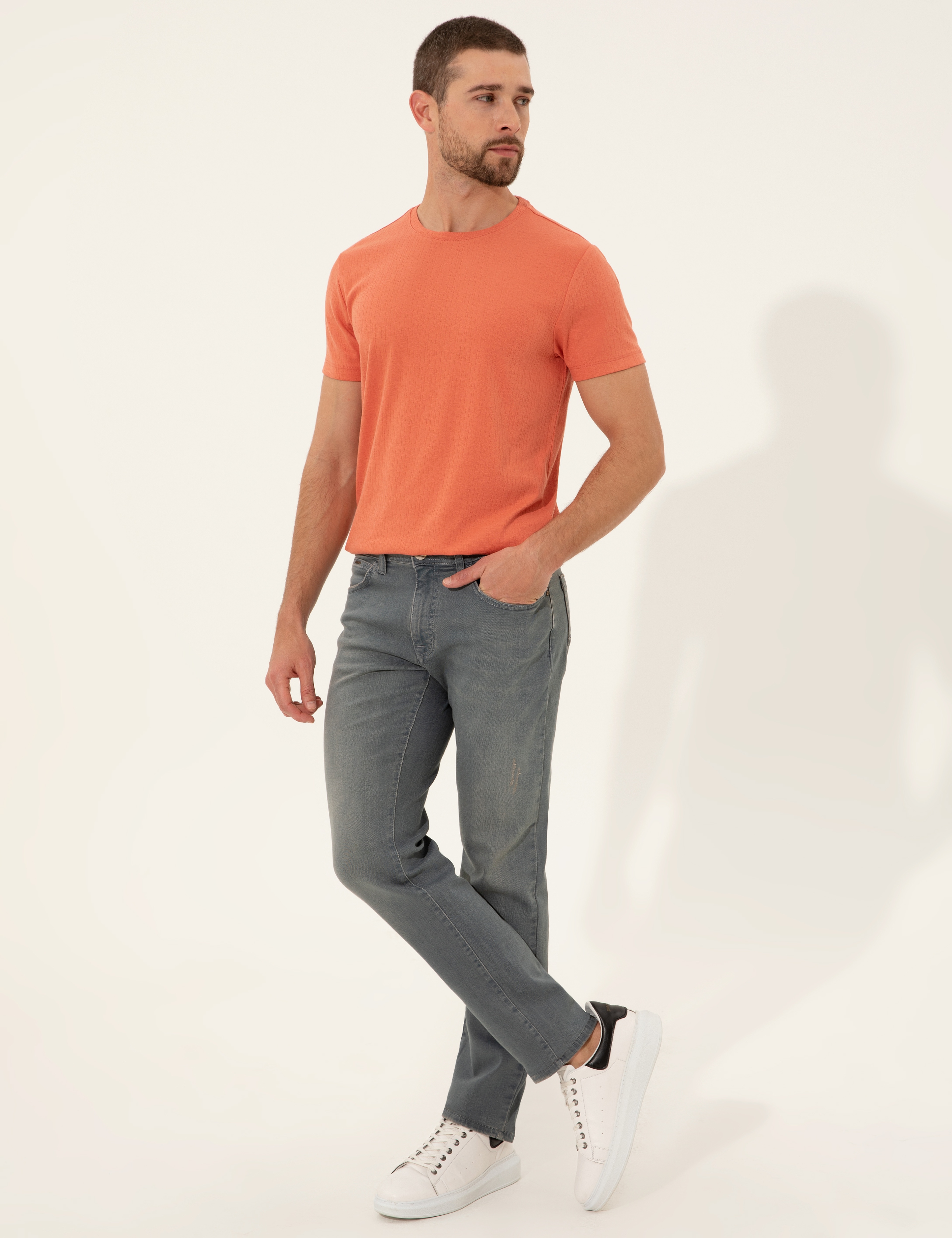 Turuncu Slim Fit Baskılı Bisiklet Yaka Tişört