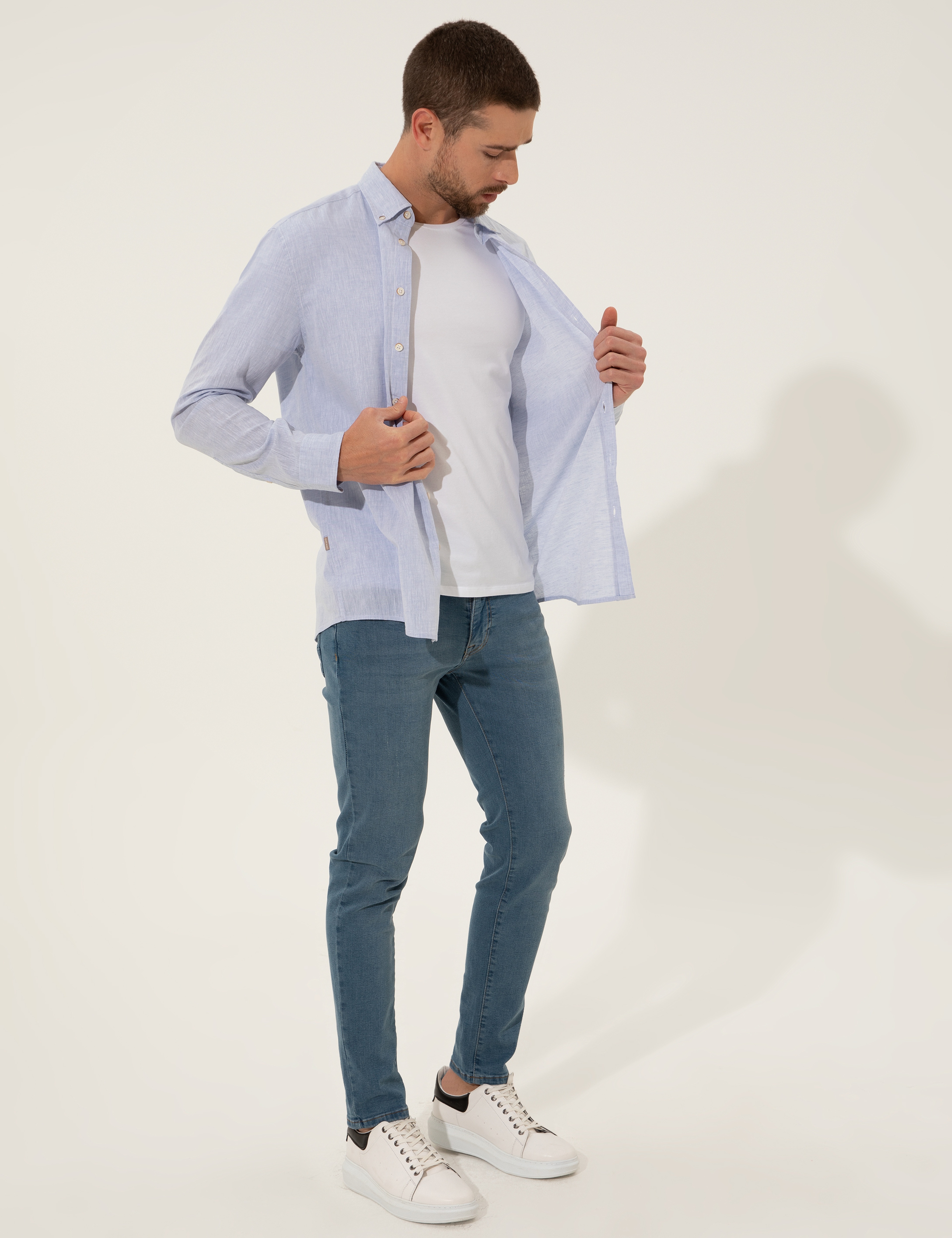 Açık Mavi Regular Fit Uzun Kollu Gömlek - Image 2