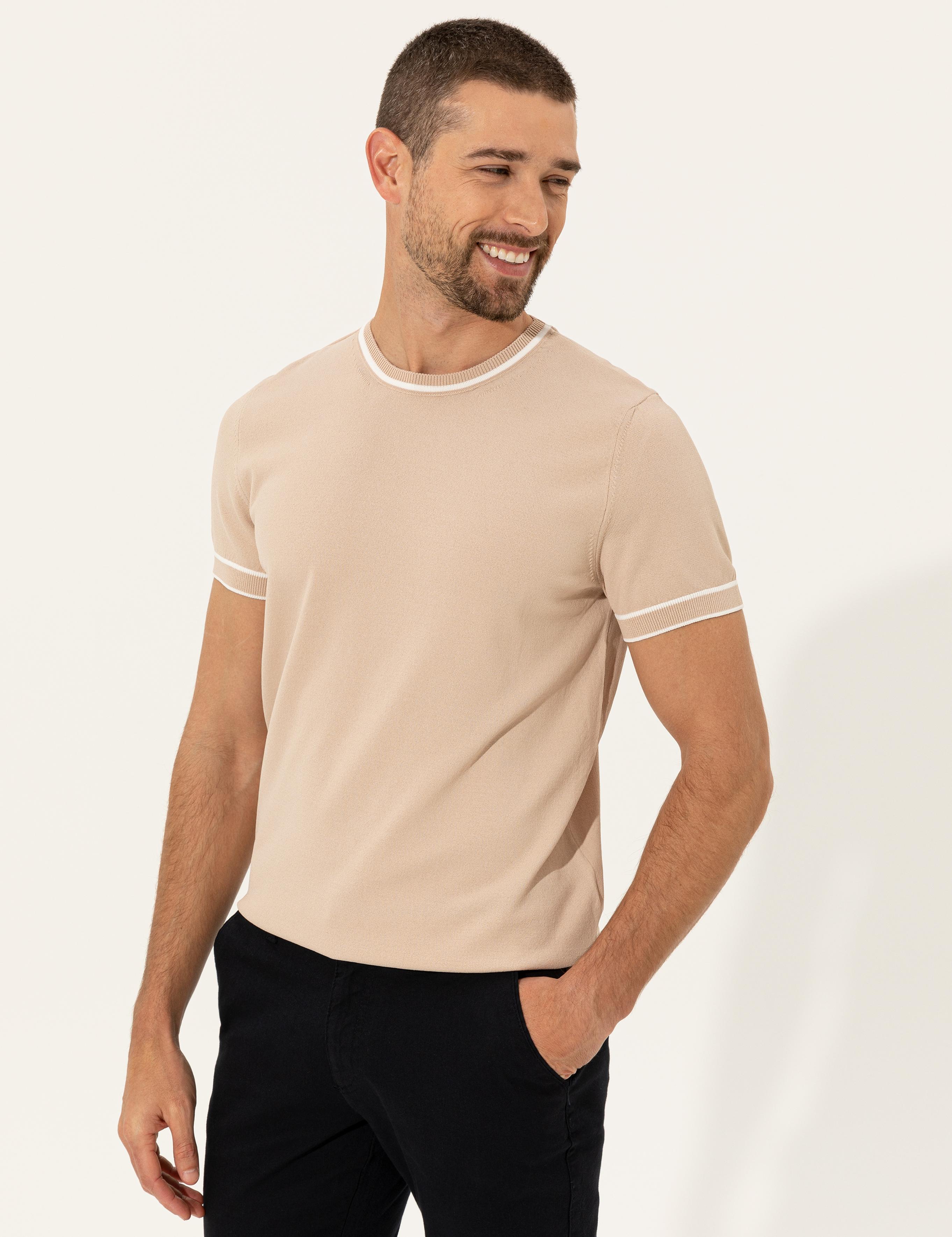 Bej Slim Fit Bisiklet Yaka Triko Tişört