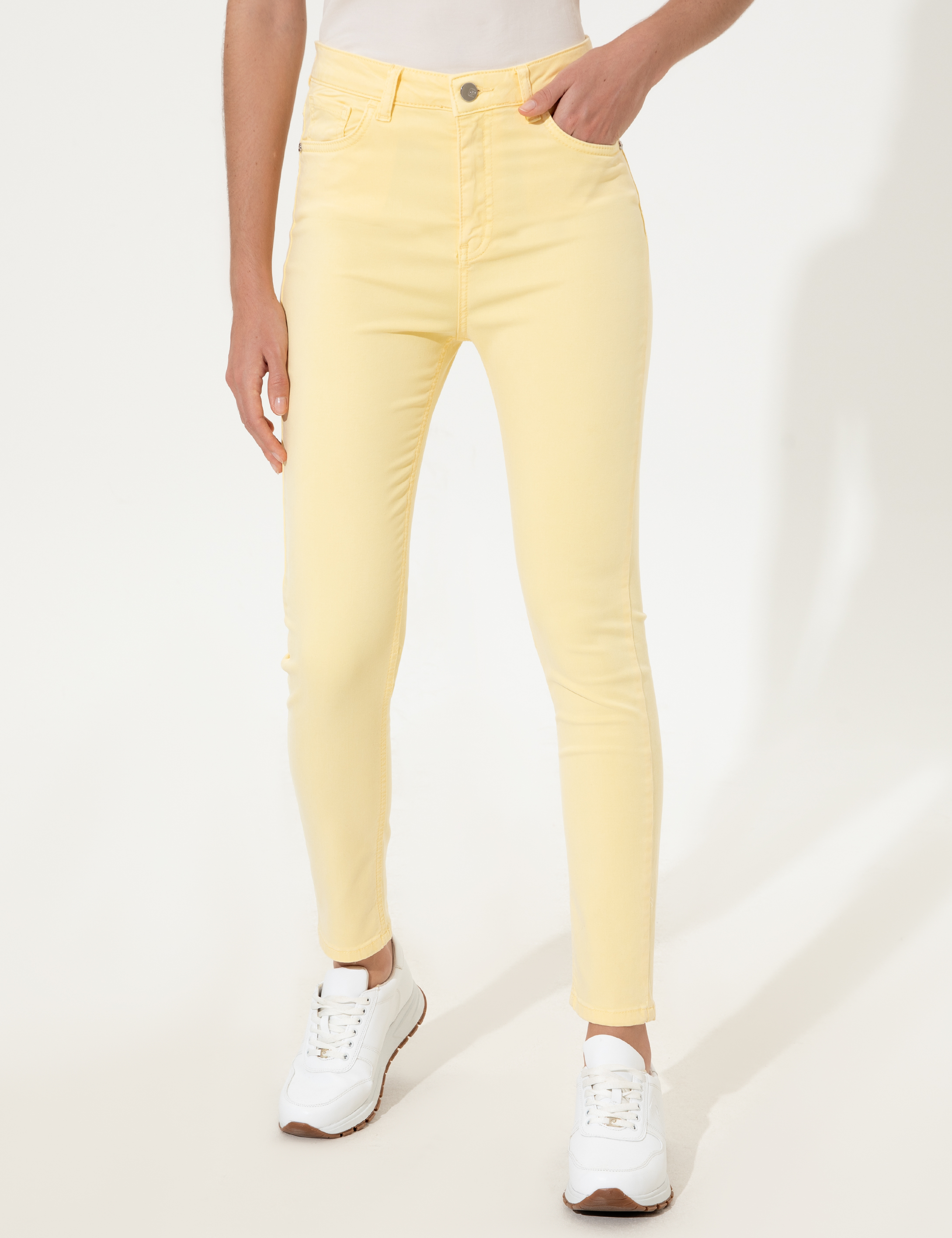 Sarı Skinny Fit Pantolon - Image 2