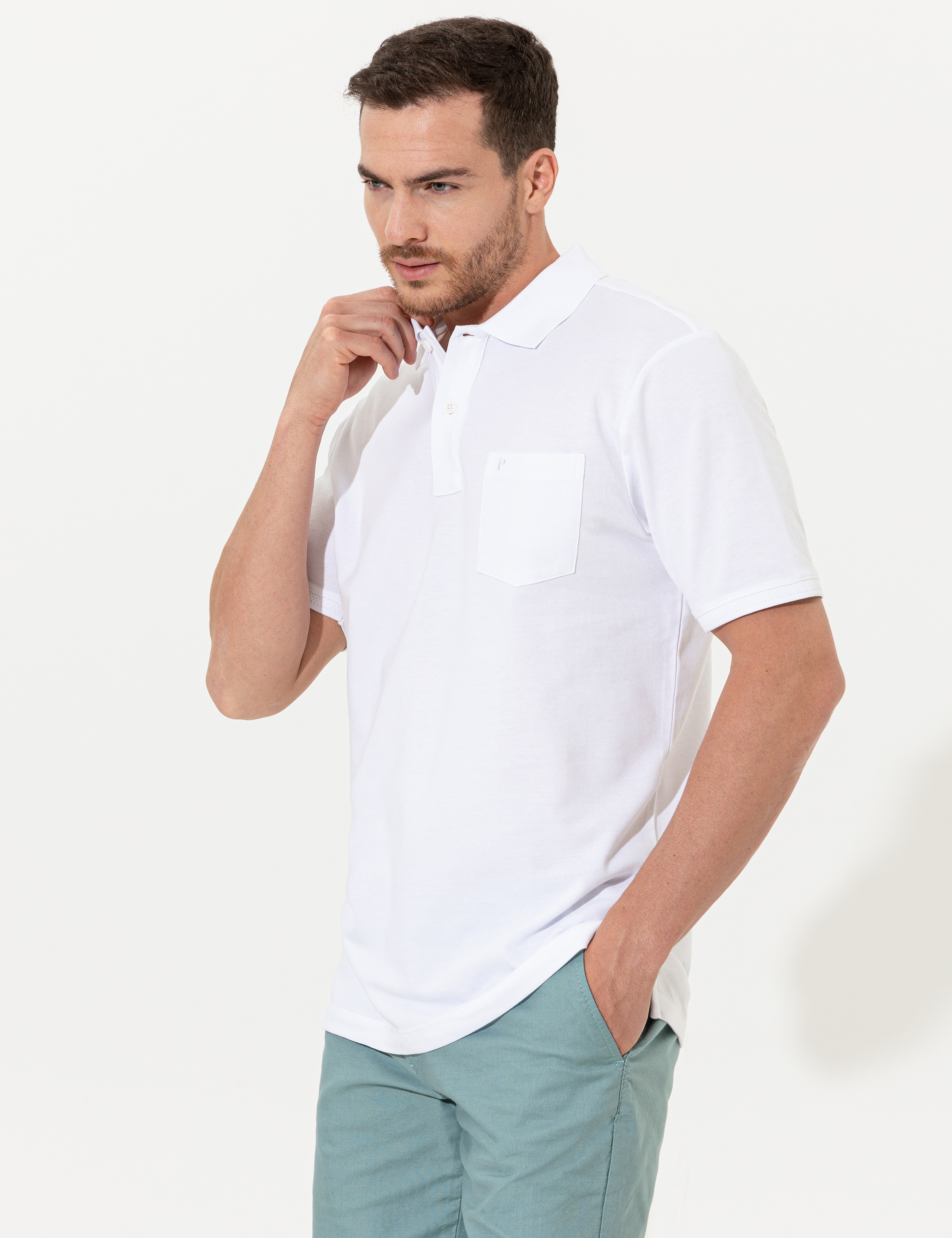 Beyaz Regular Fit Polo Yaka Basic Tişört