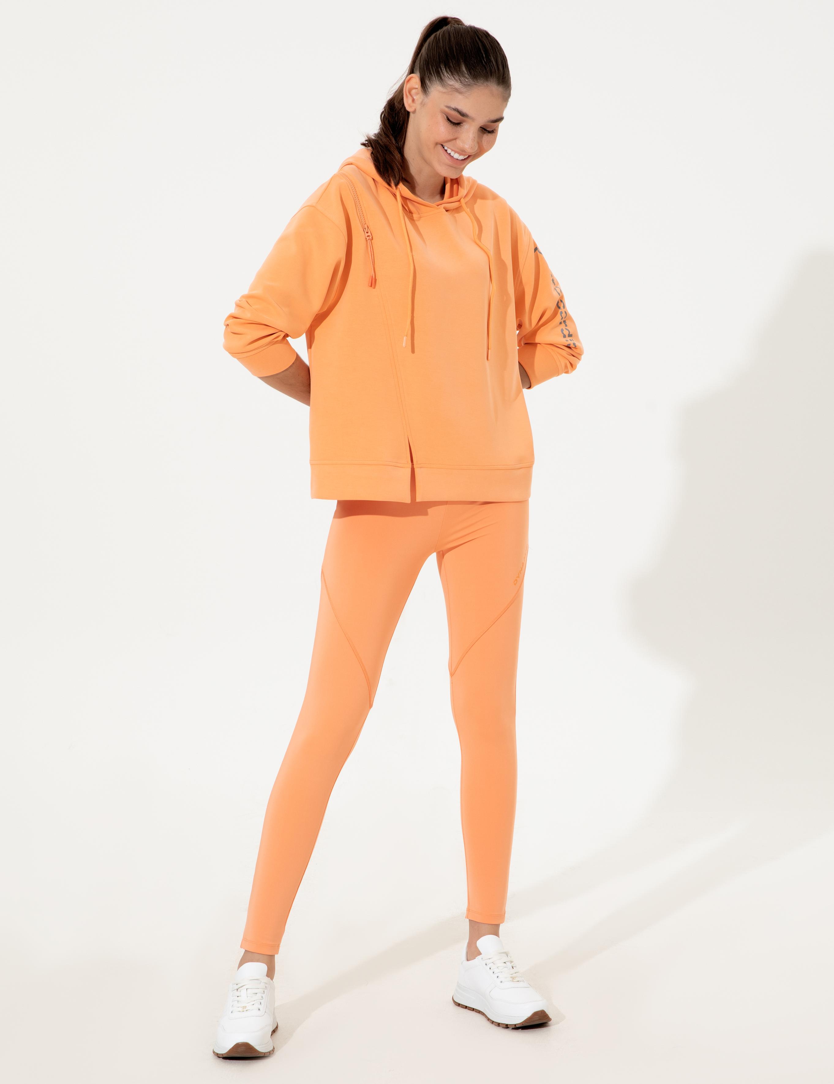 Turuncu Oversize Kapüşonlu Sweatshirt