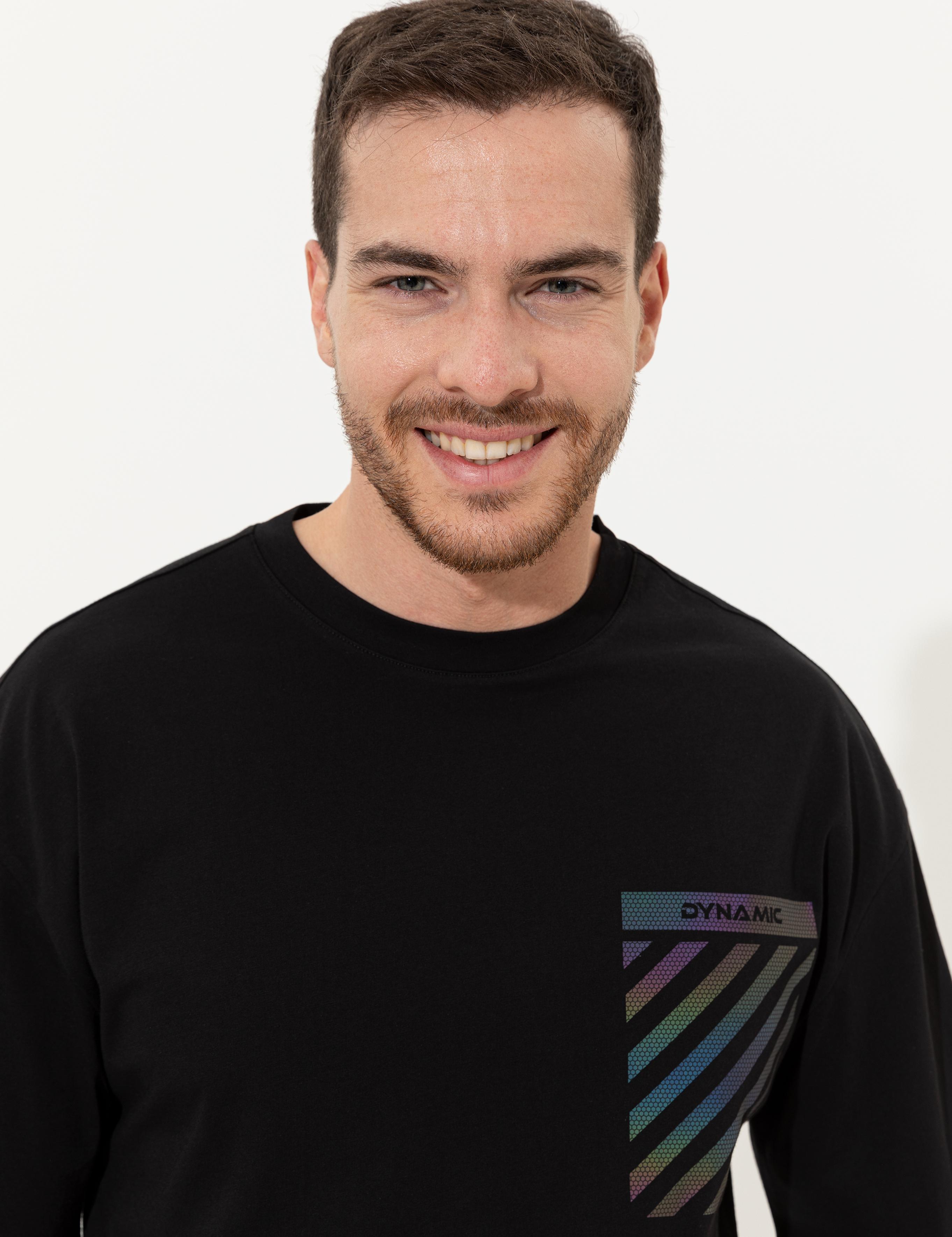 Siyah Regular Fit Bisiklet Yaka Tişört