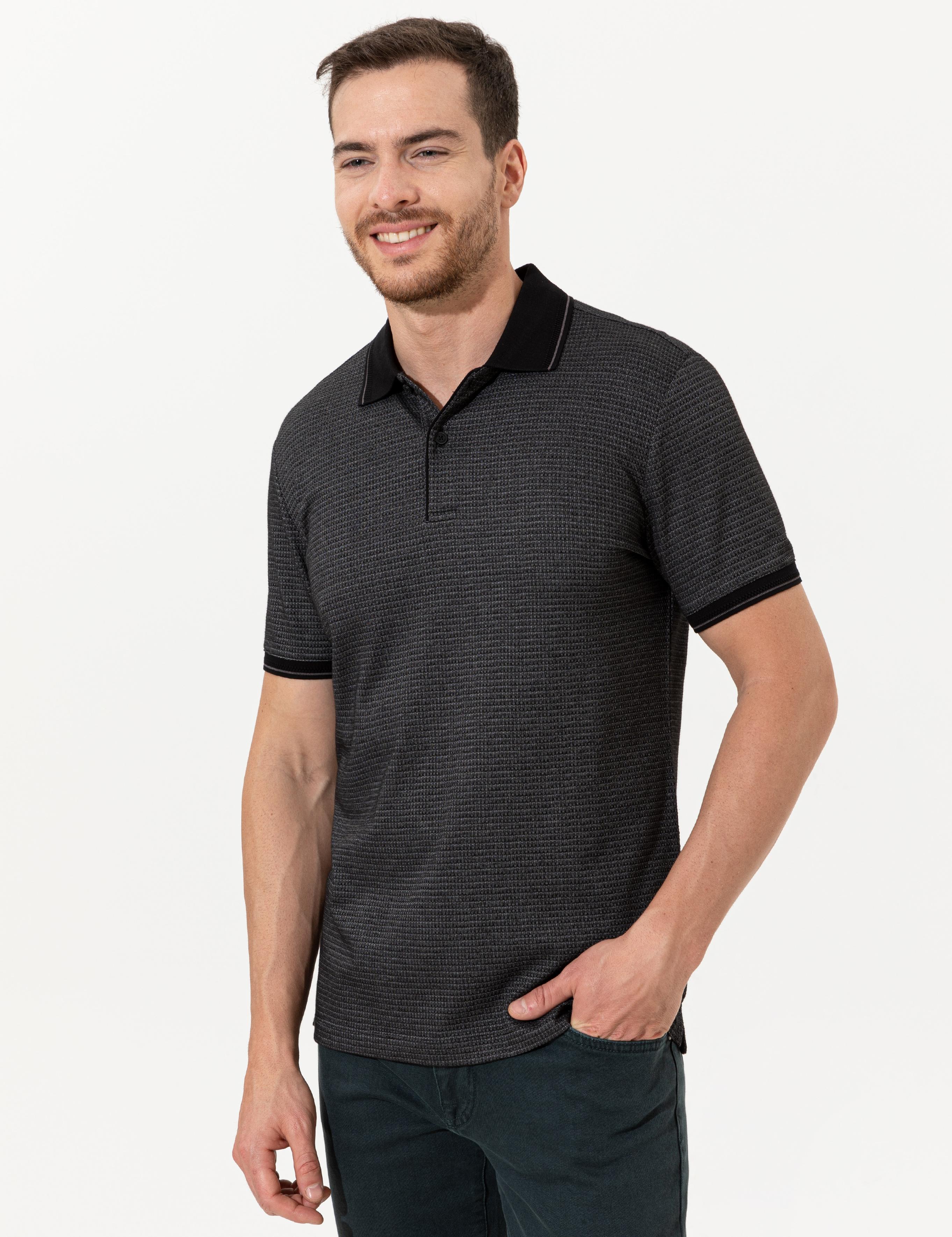 Siyah Slim Fit Tişört