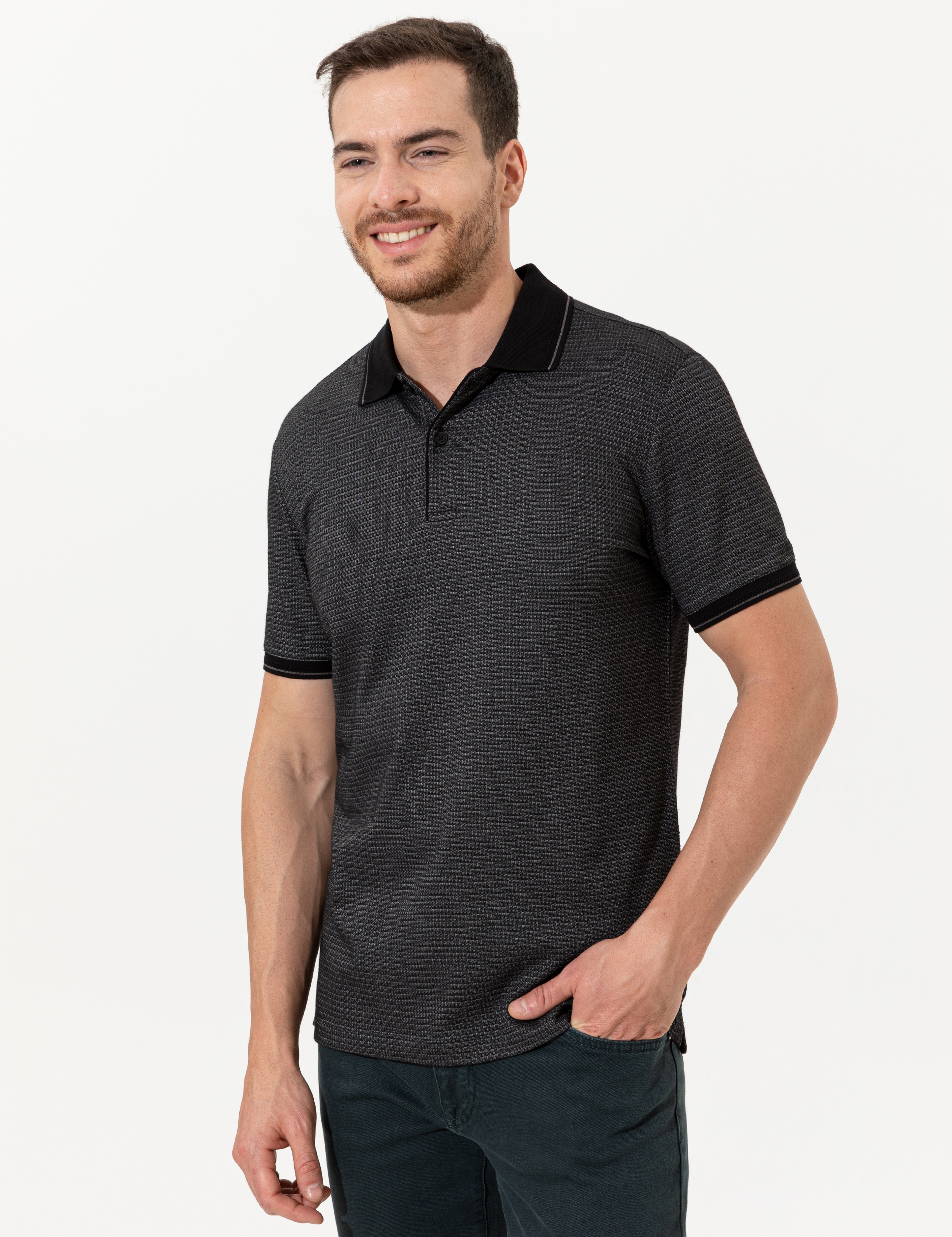 Siyah Slim Fit Dokulu Düğmeli Polo Yaka Tişört - Image 3