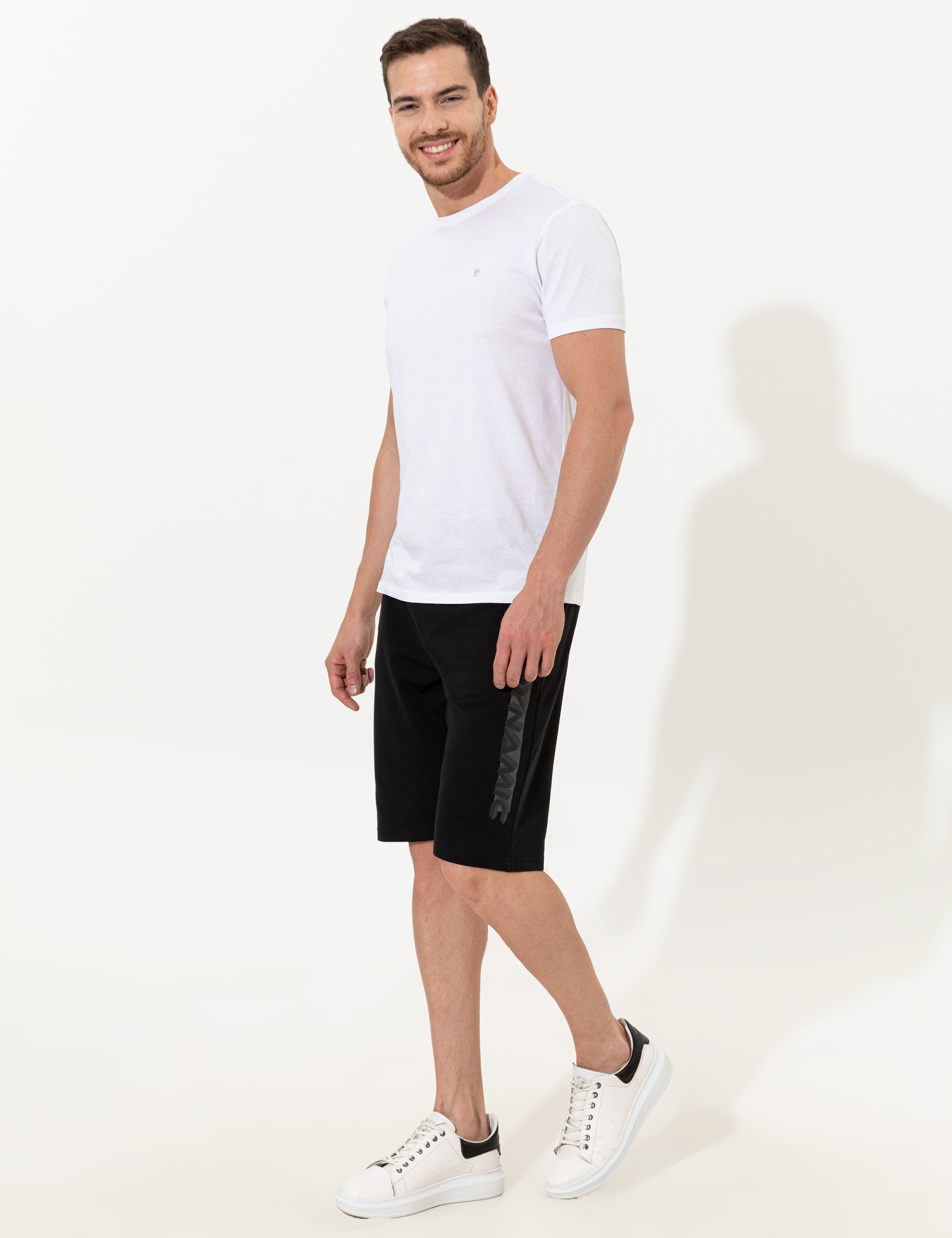 Siyah Slim Fit Örme Şort - Image 3