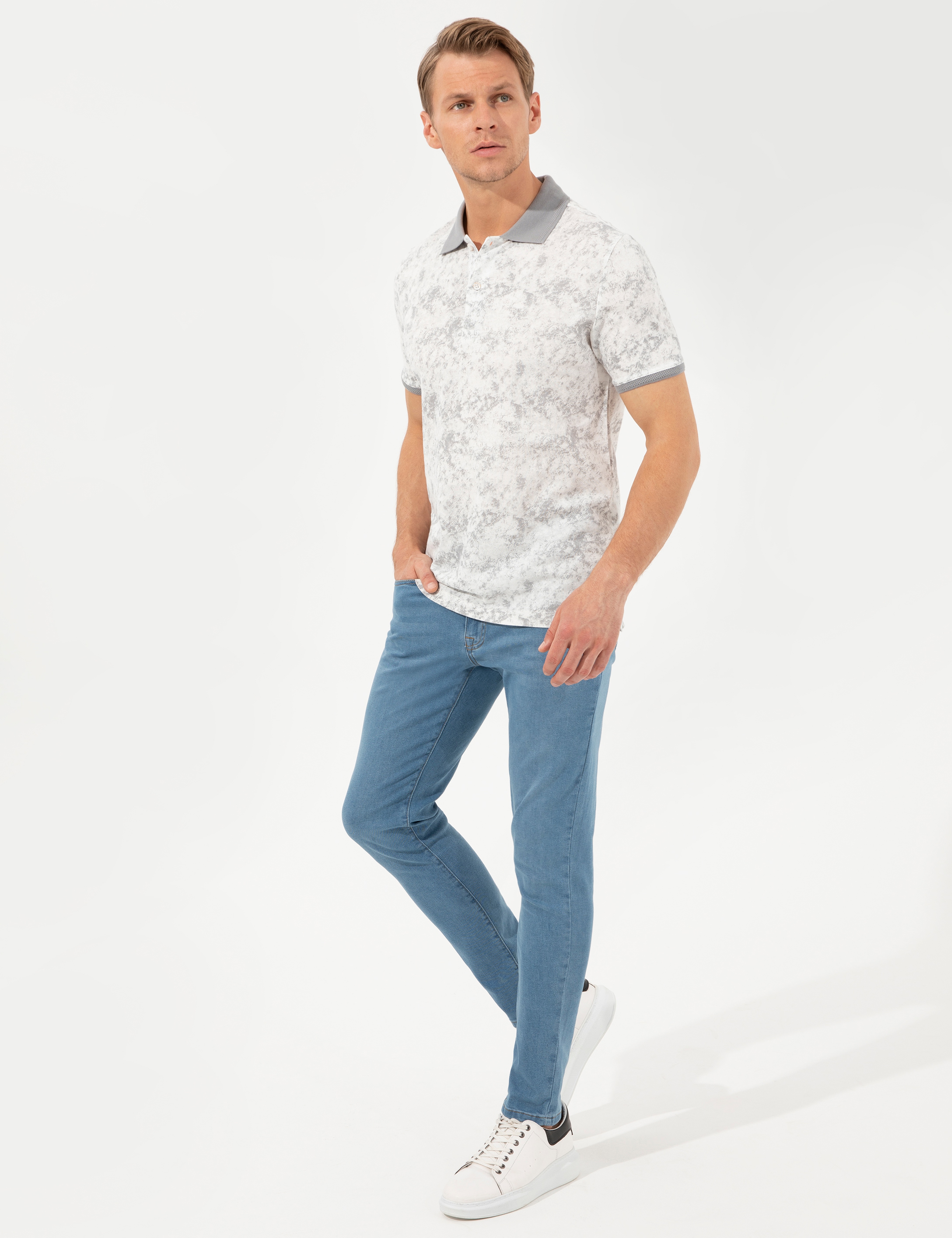 Gri Slim Fit Baskılı Polo Yaka Tişört - Image 4