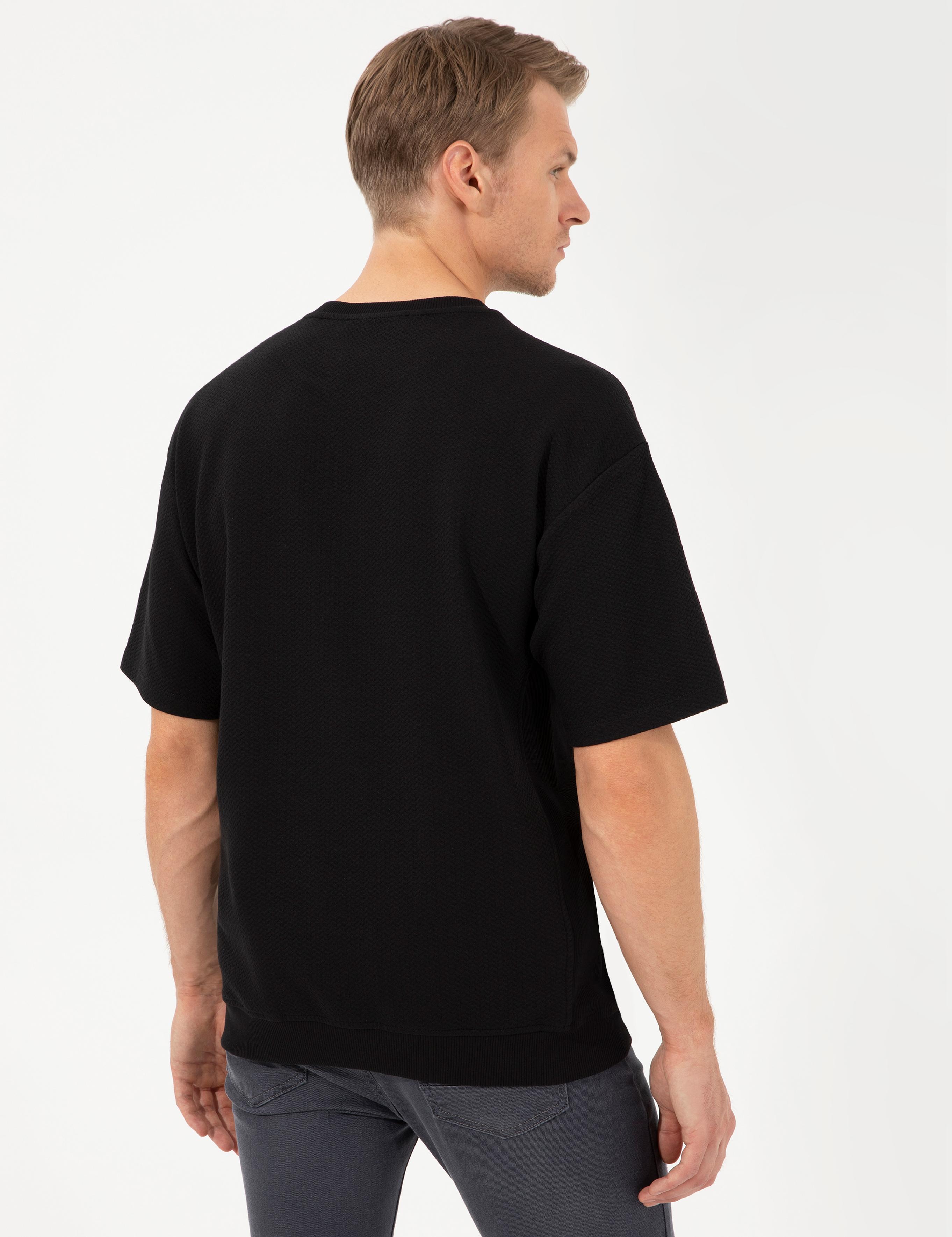 Siyah Regular Fit Baskılı Bisiklet Yaka Tişört