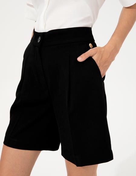 Siyah Yüksek Bel Kumaş Şort - 50252130002