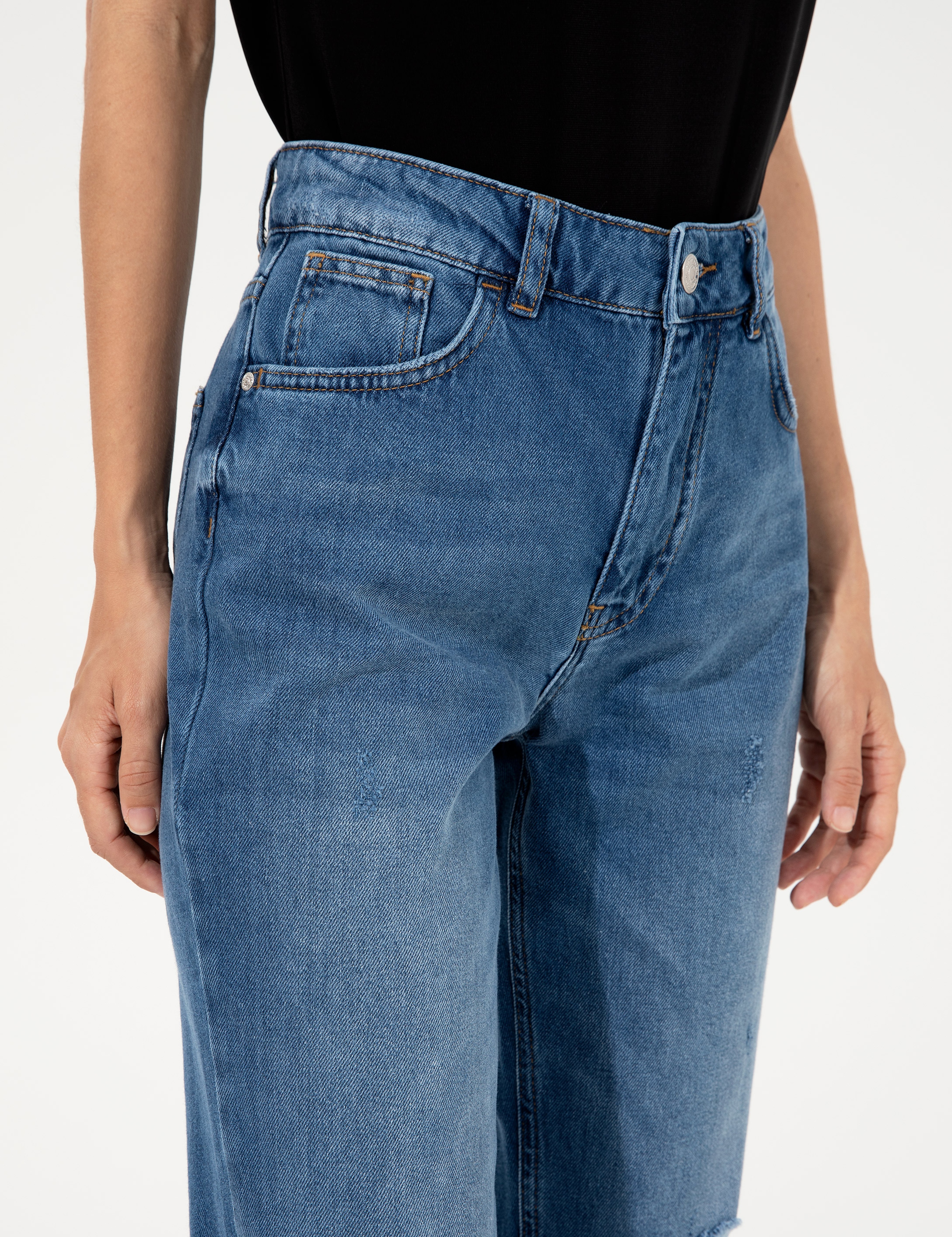 Mavi Mom Fit Jean Pantolon - Image 5
