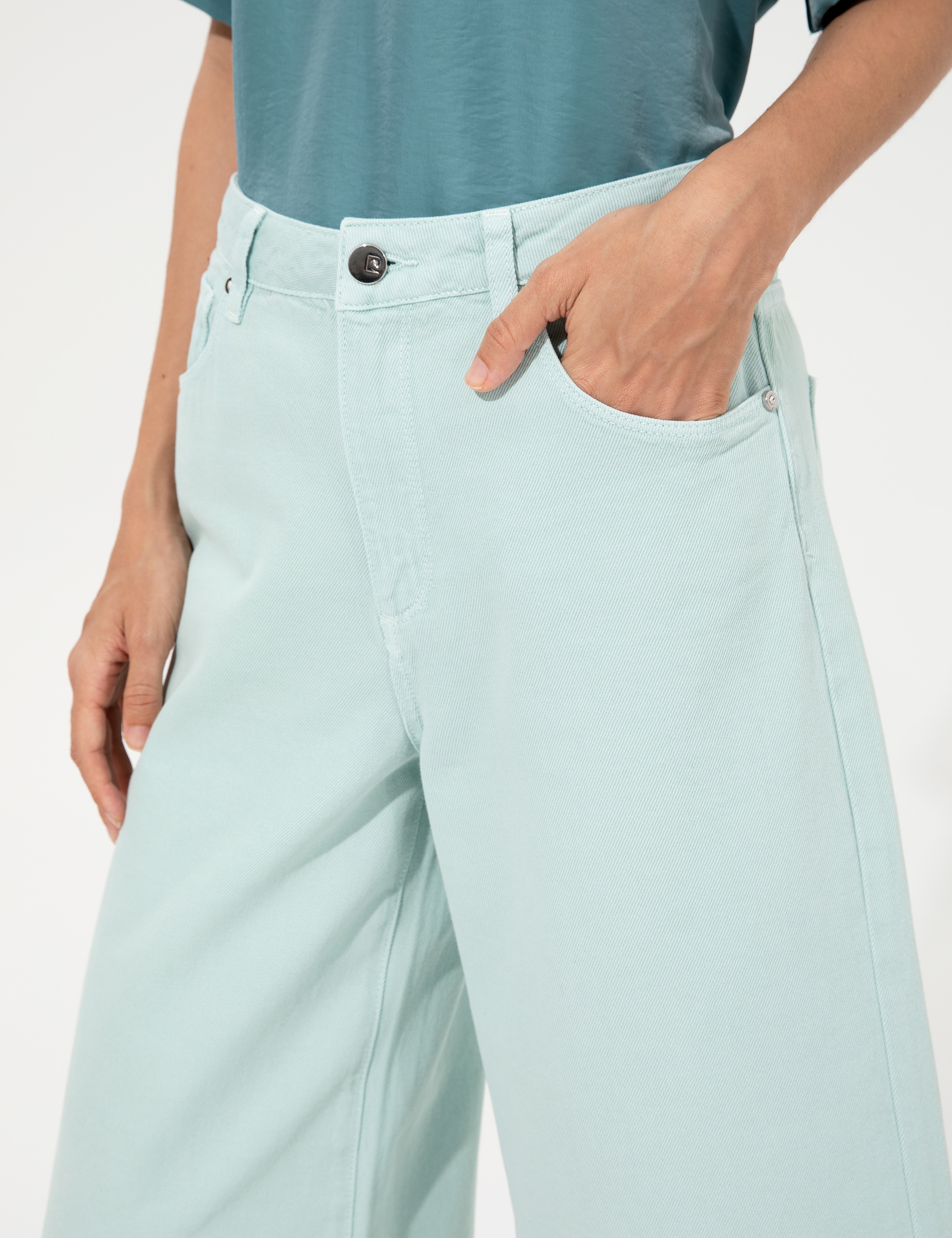 Açık Mavi Flare Cropped Pantolon - Image 6