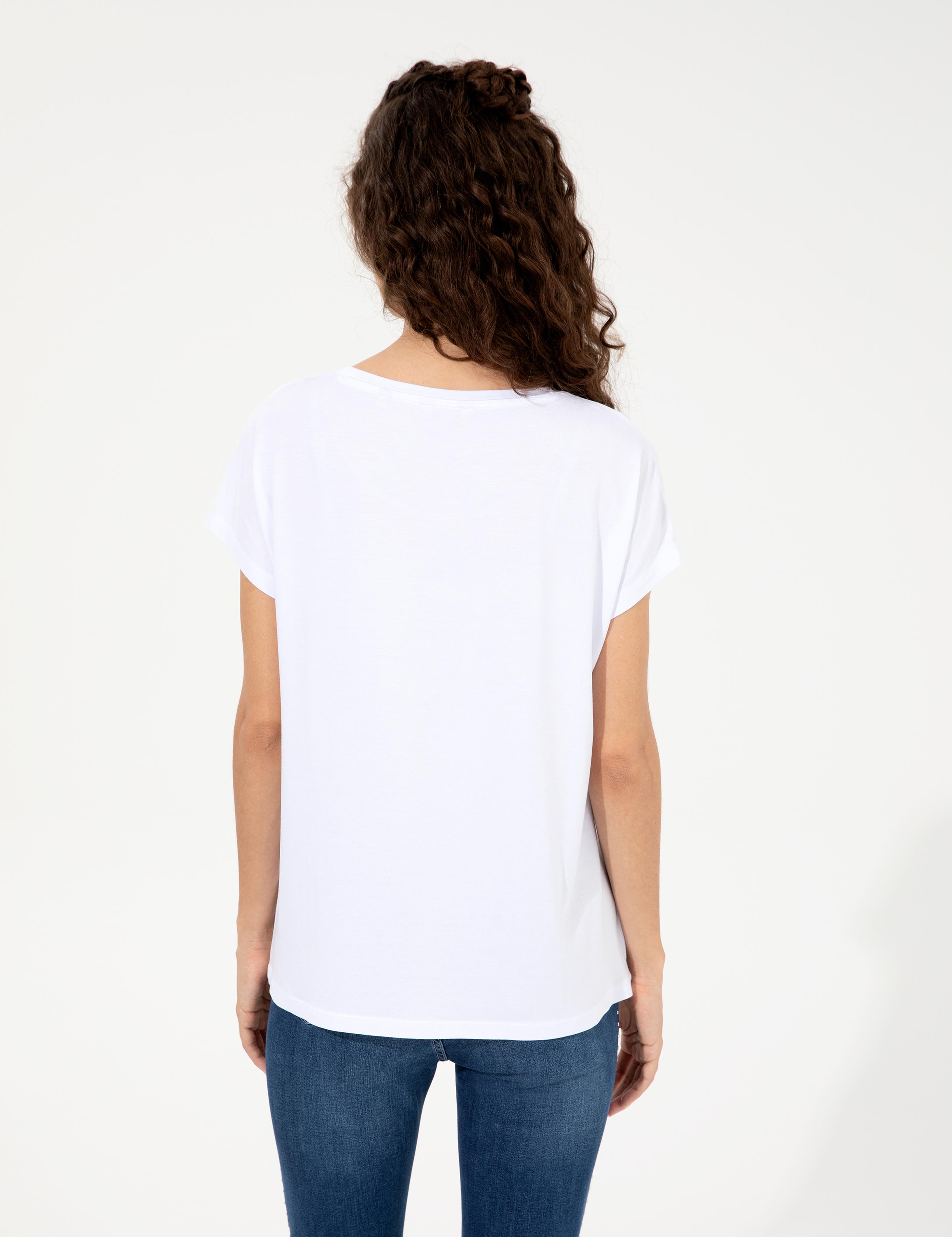 Beyaz Comfort Fit Tişört