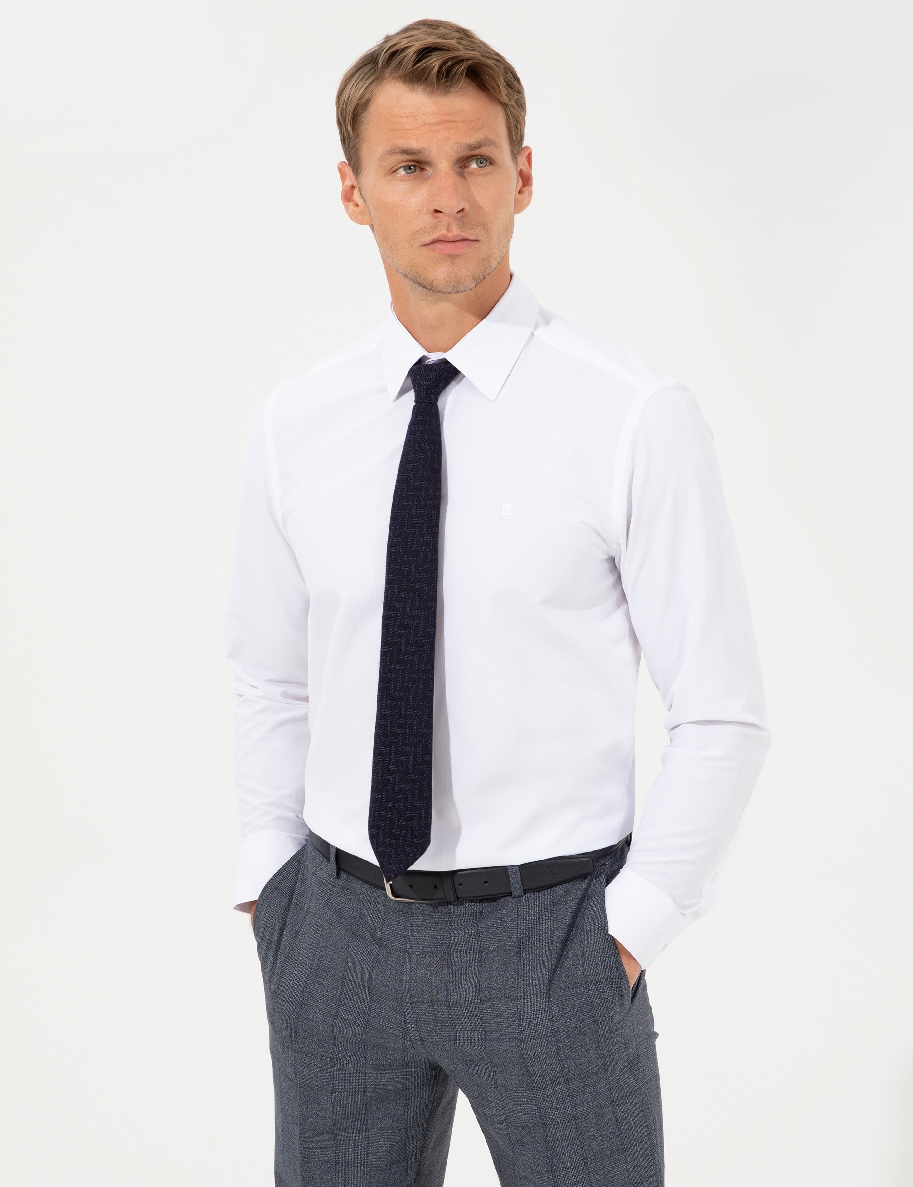 Beyaz Slim Fit Uzun Kollu Klasik Gömlek - Image 3
