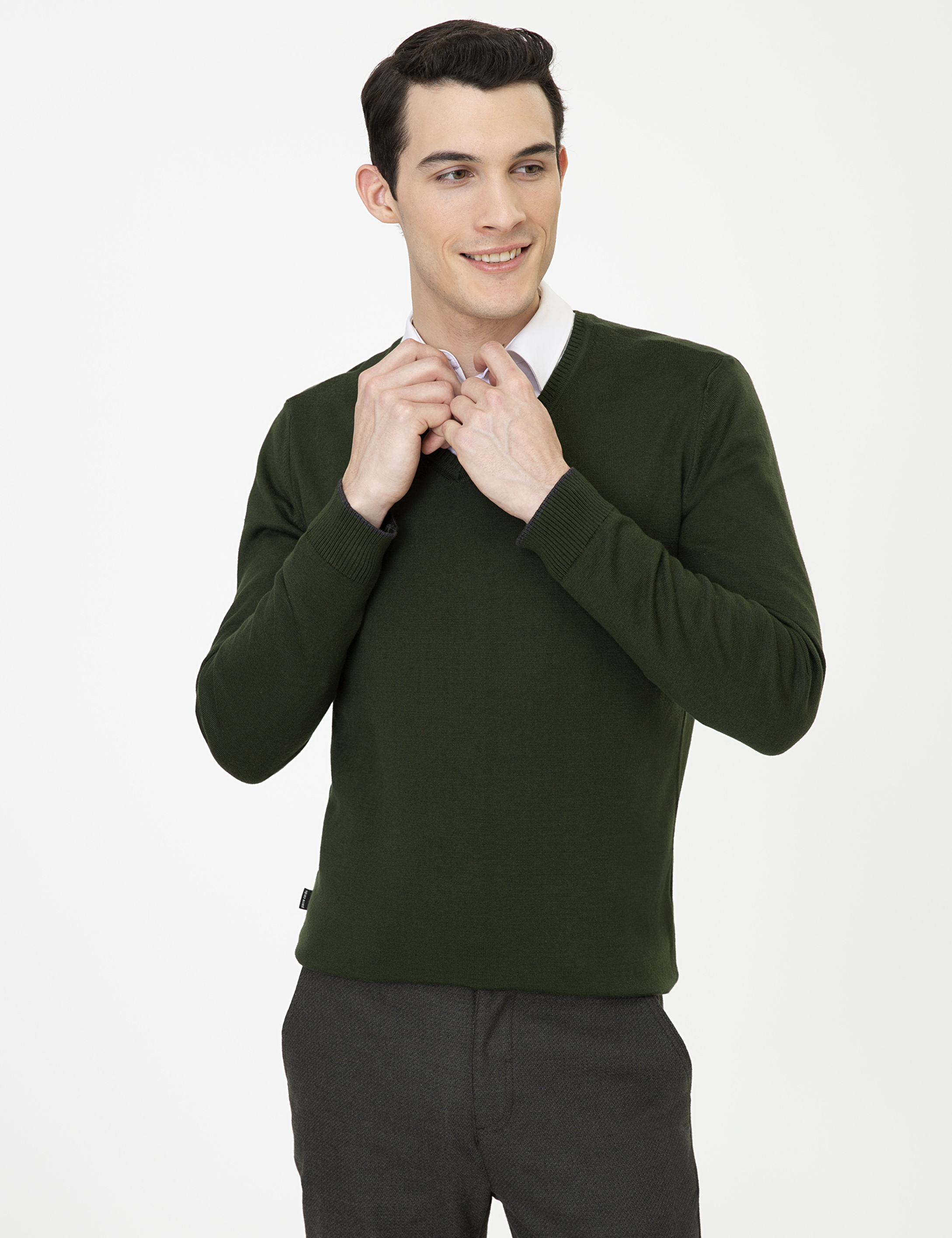 Yeşil Slim Fit V Yaka Basic Triko Kazak - Image 3