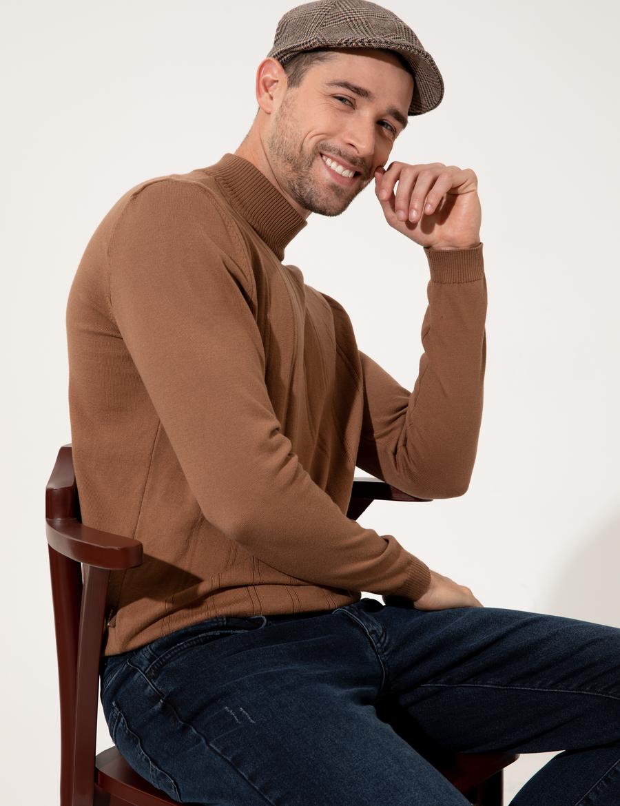 Taba Slim Fit Yarım Balıkçı Yaka Triko Kazak