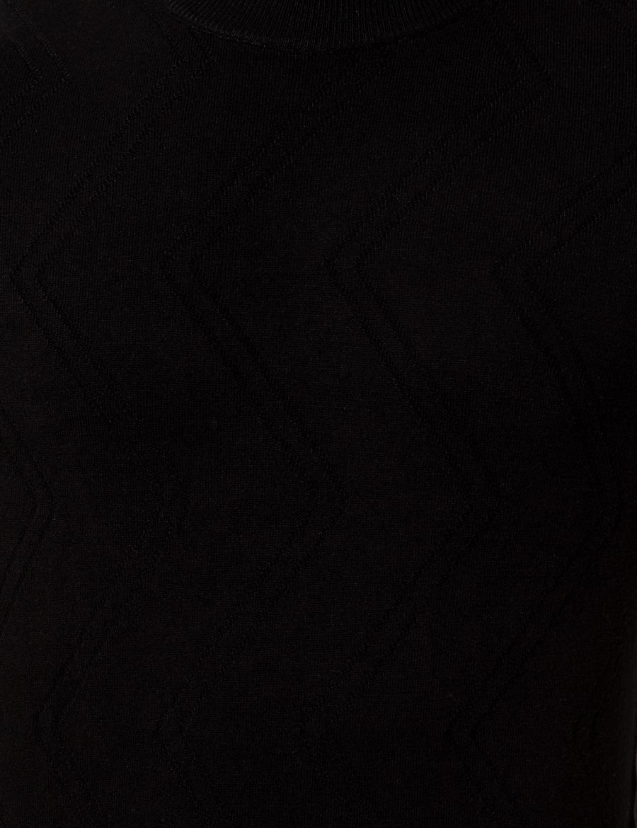 Siyah Slim Fit Çeyrek Yaka Triko Kazak