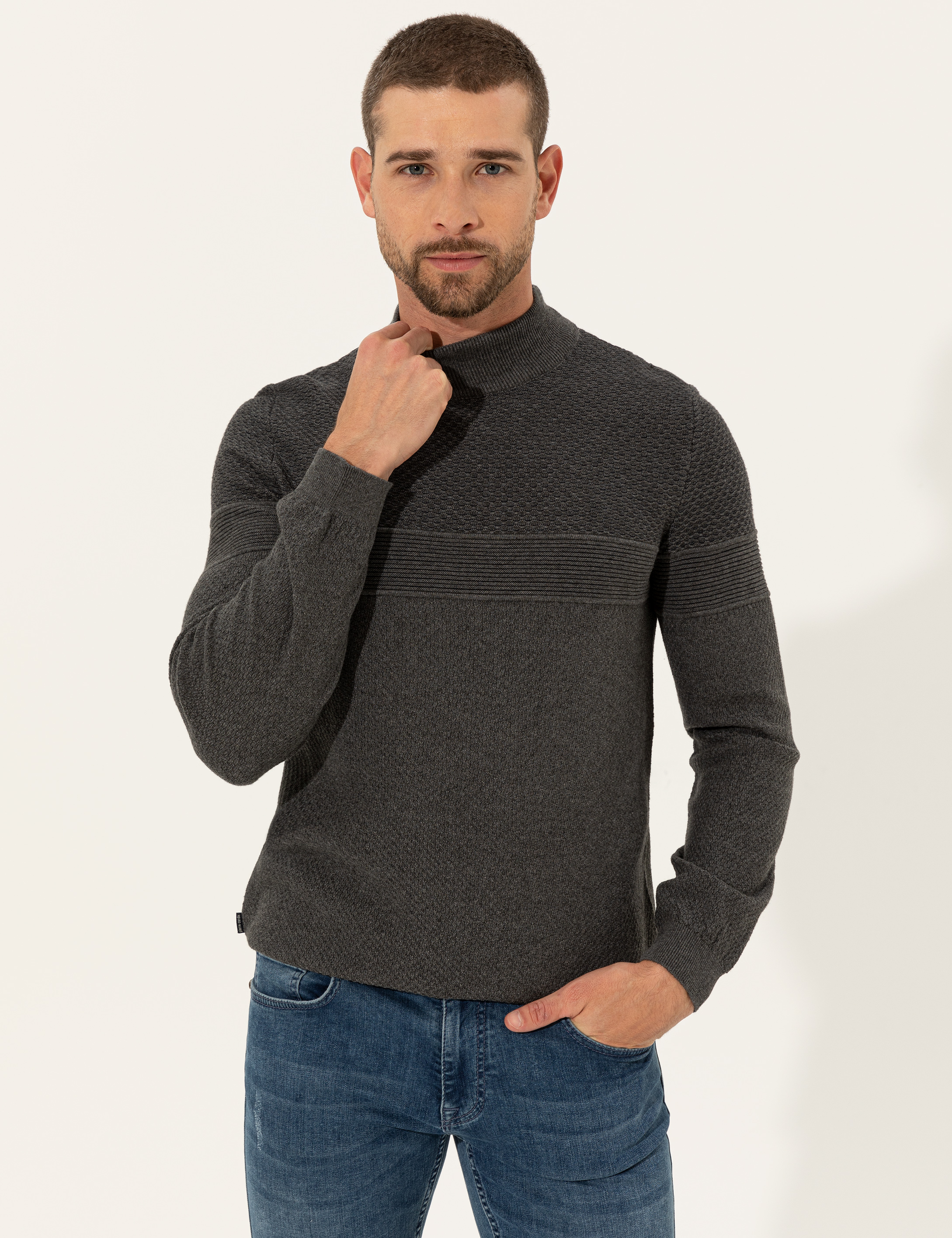 Gri Melanj Slim Fit Yarım Balıkçı Yaka Triko Kazak
