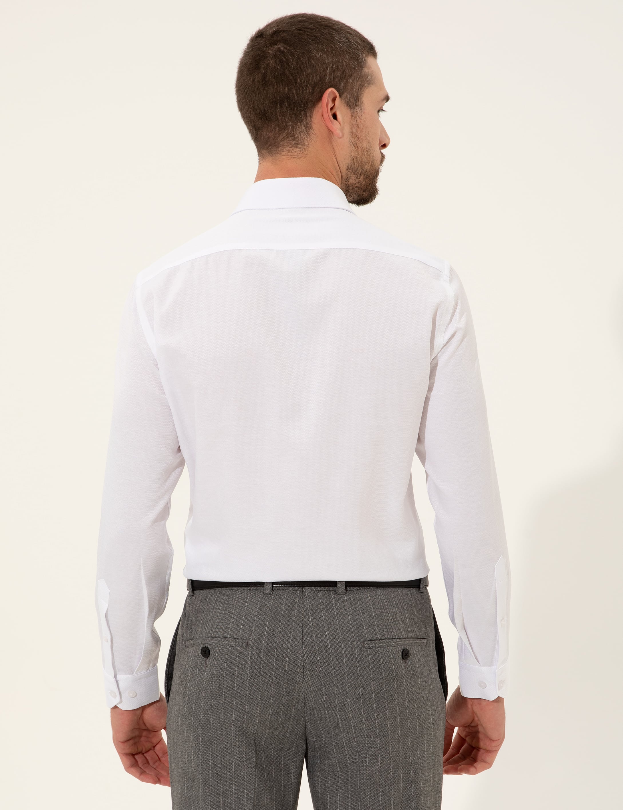 Beyaz Slim Fit Uzun Kollu Gömlek