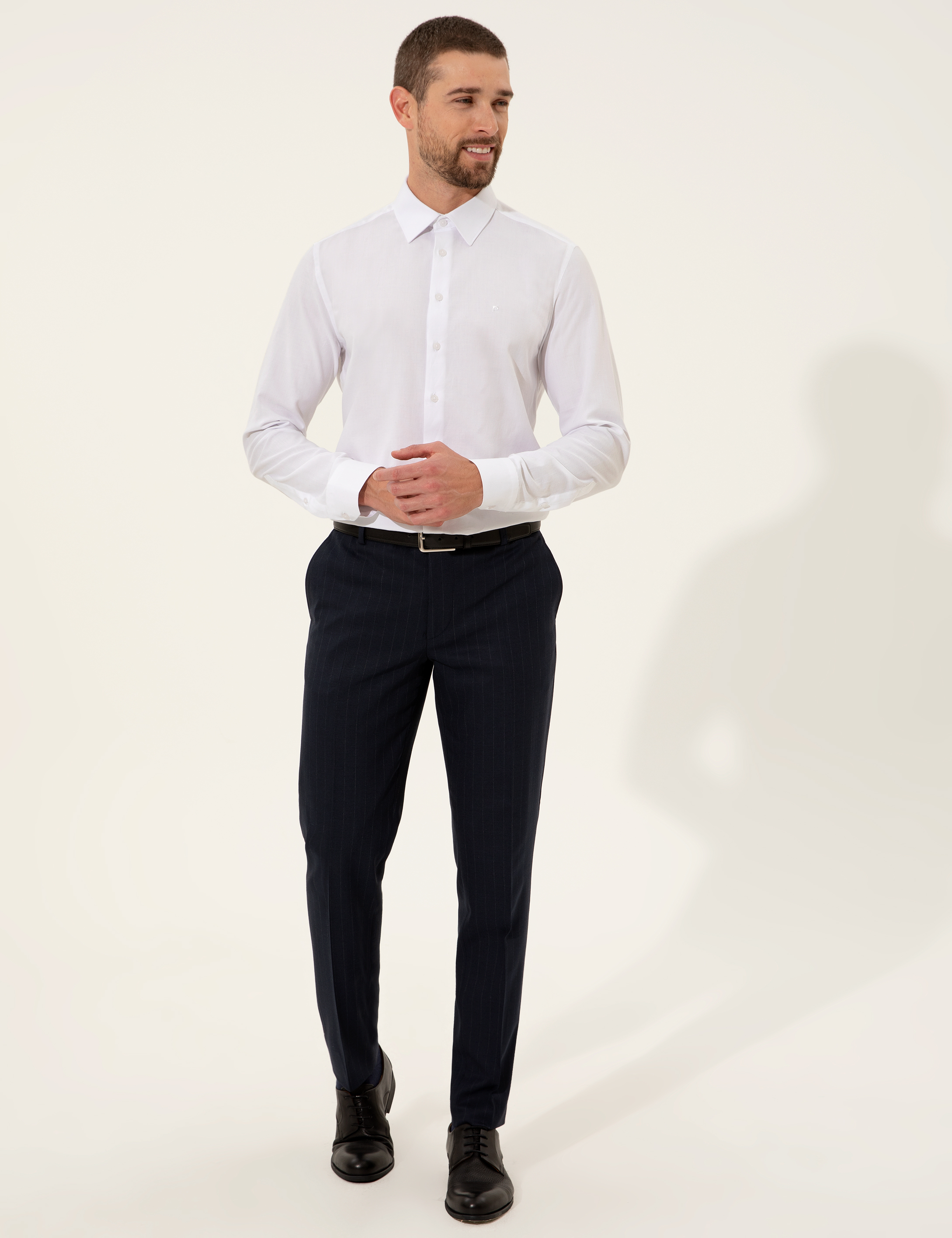 Beyaz Slim Fit Uzun Kollu Gömlek - Image 4