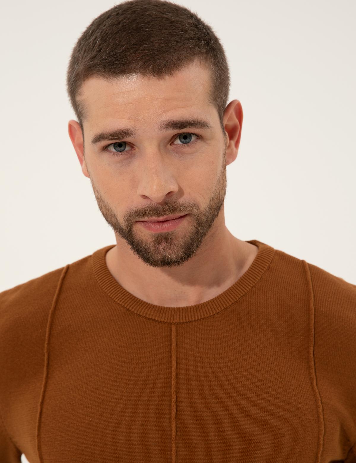 Tarçın Slim Fit Bisiklet Yaka Triko Kazak