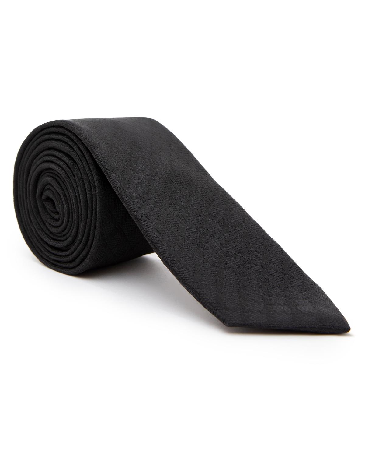 Siyah Kravat